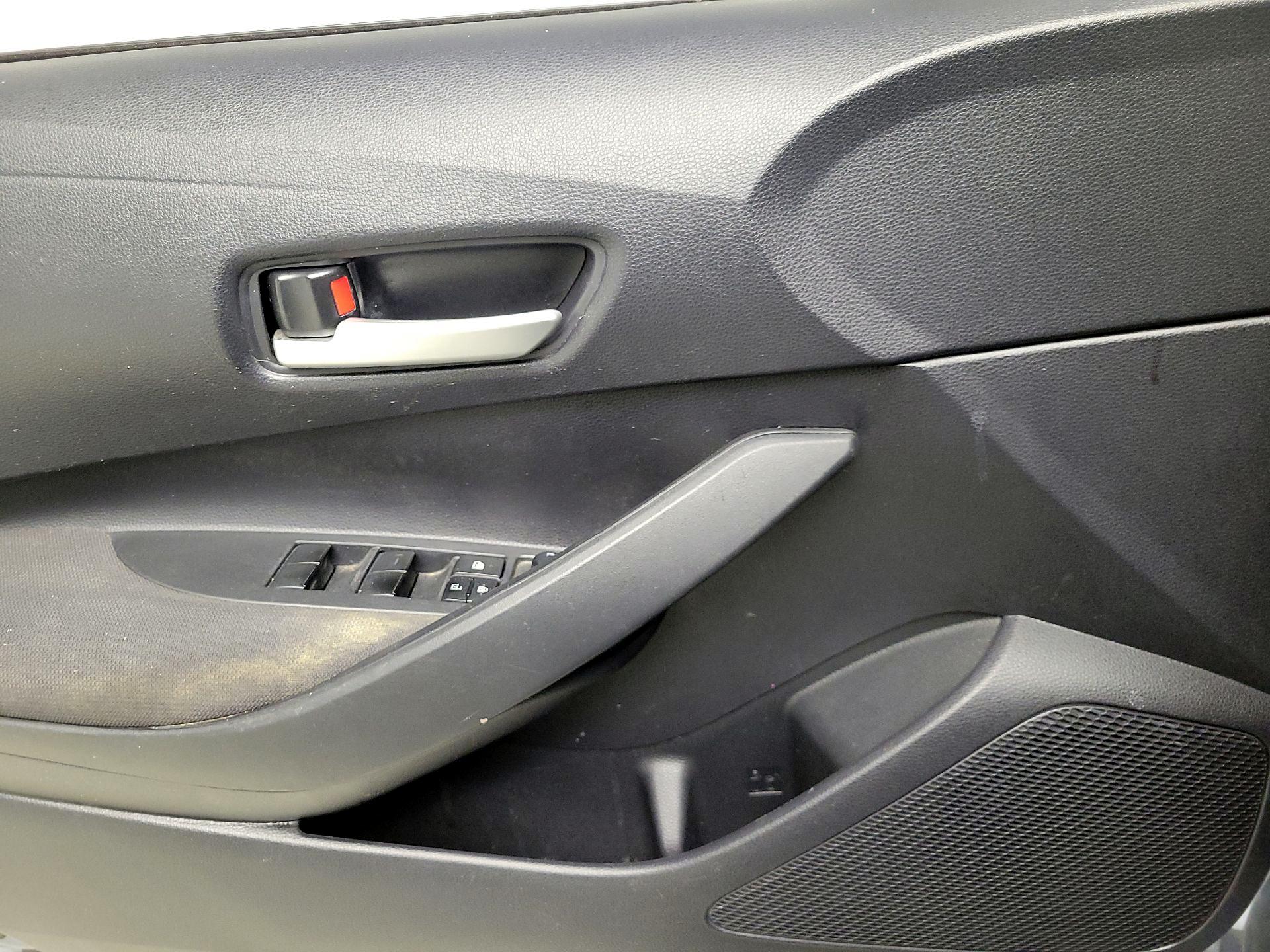 Thumbnail: 2020 Toyota Corolla - 12