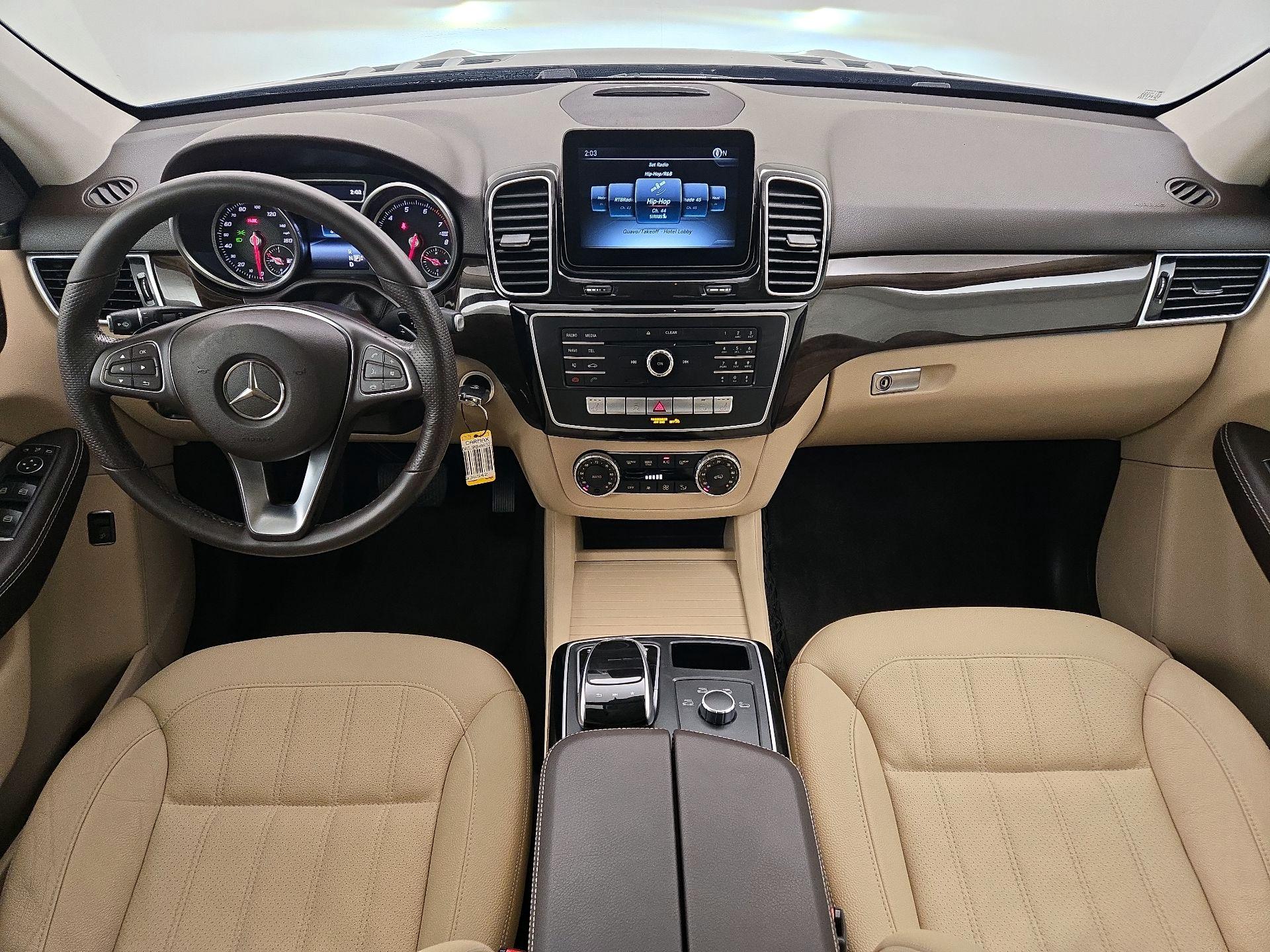 Thumbnail: 2017 Mercedes-Benz GLE - 9