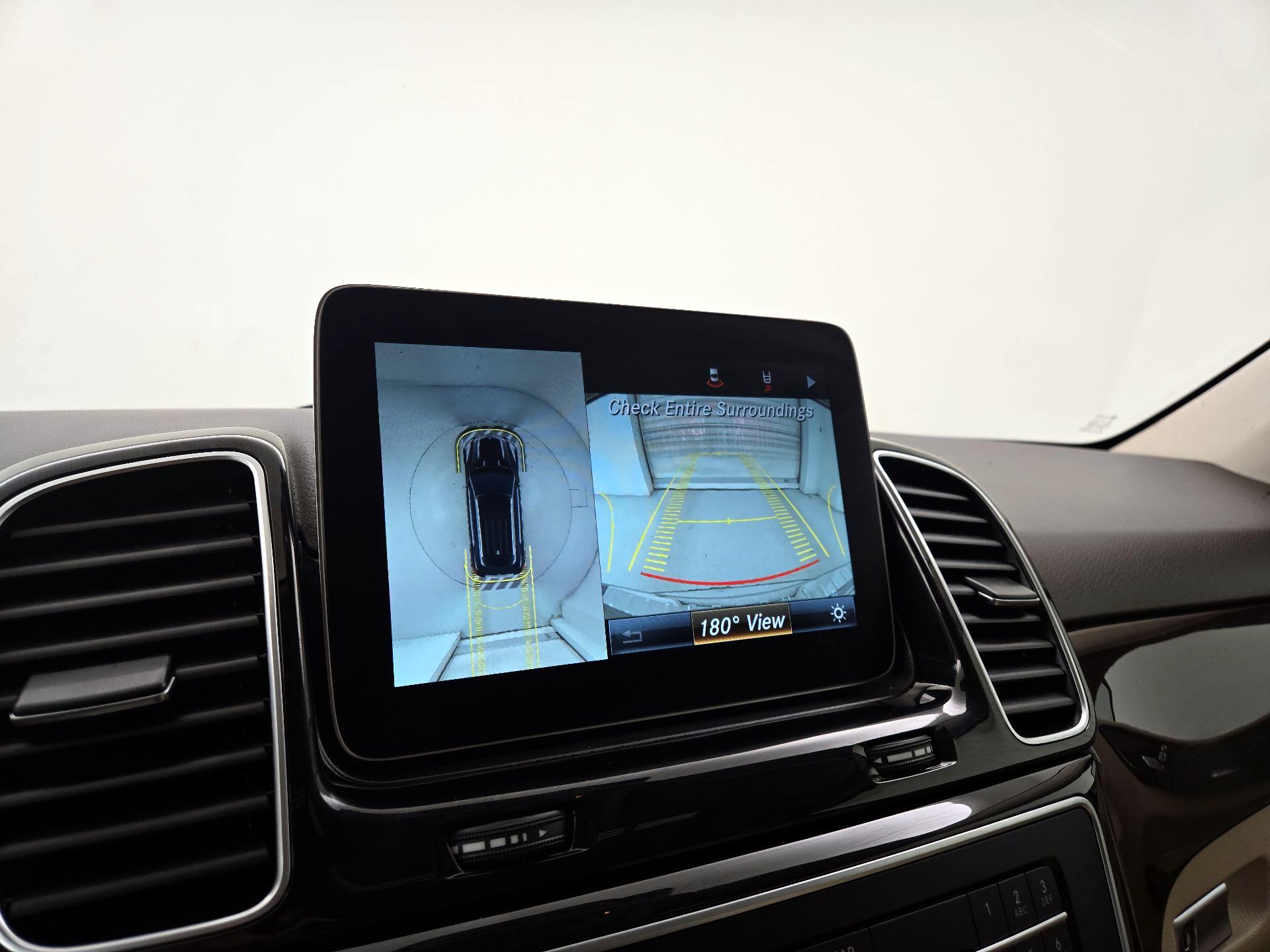 Thumbnail: 2017 Mercedes-Benz GLE - 15