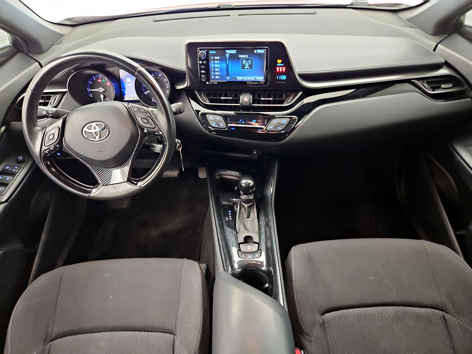 Thumbnail: 2018 Toyota C-HR - 9