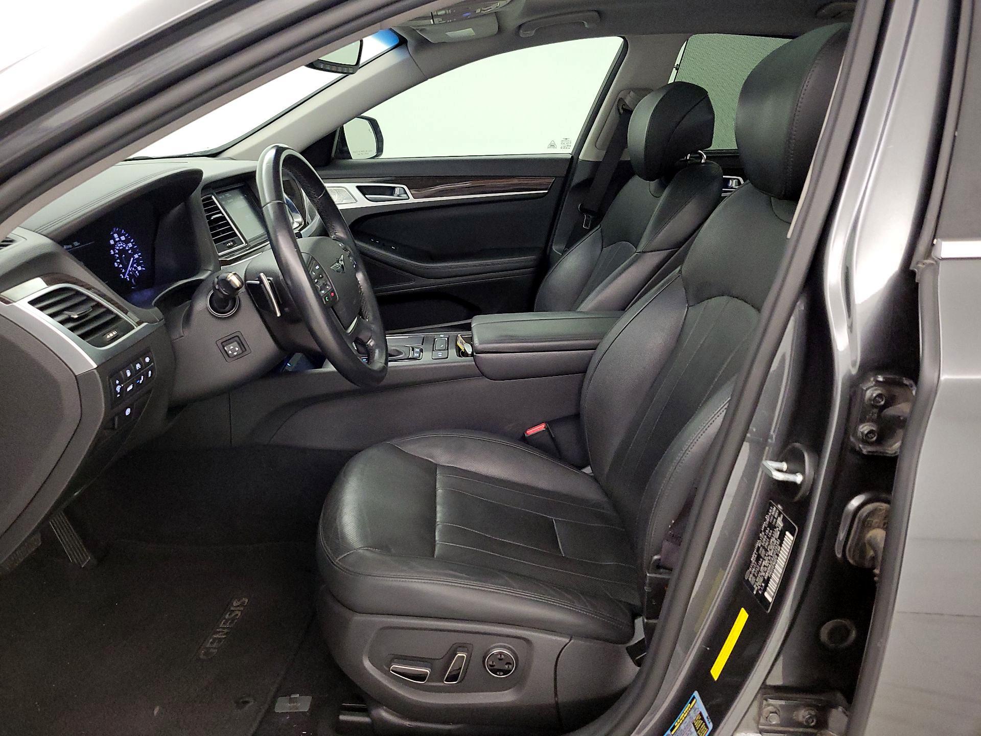 Thumbnail: 2018 Genesis G80 - 11