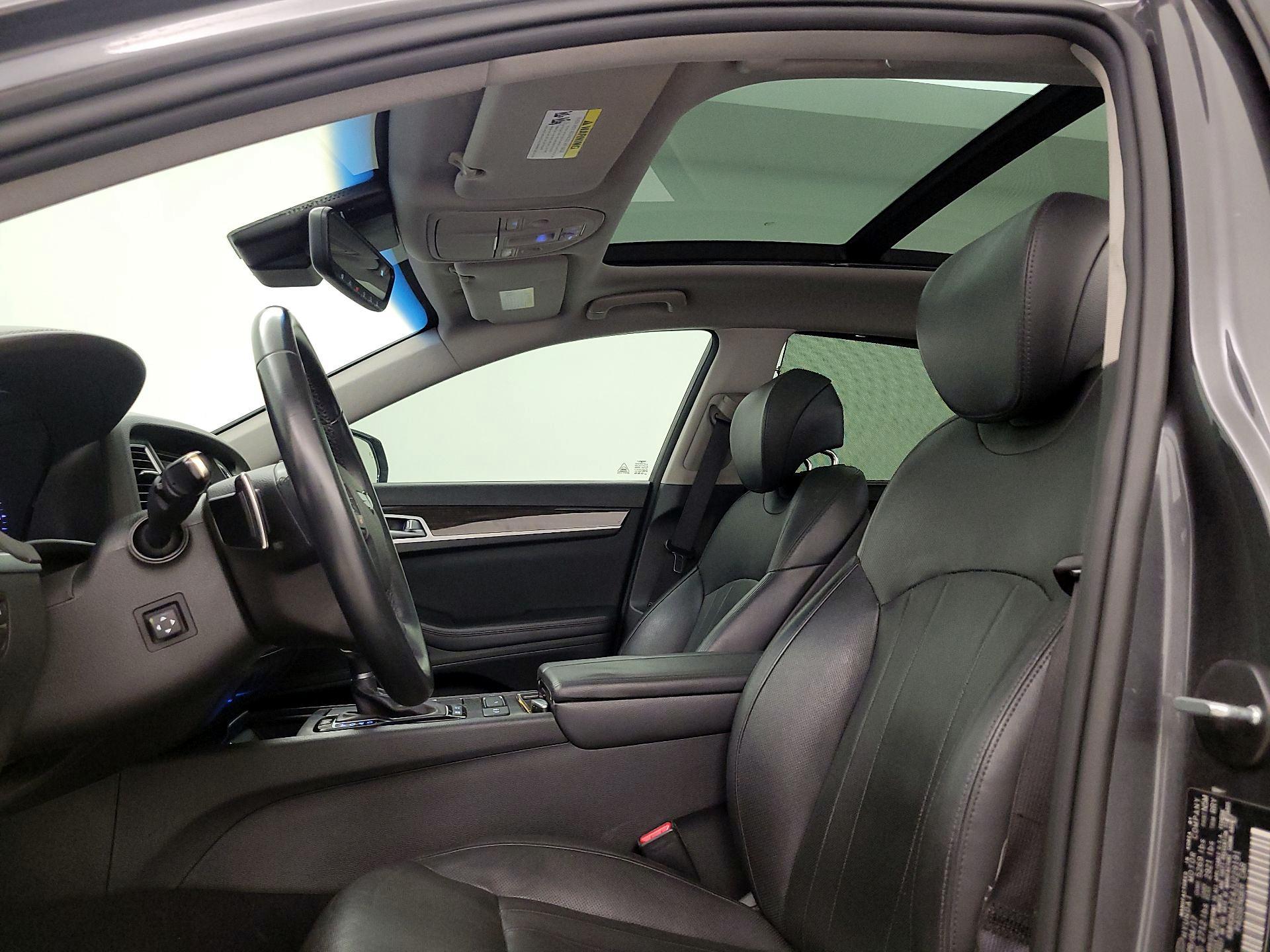 Thumbnail: 2018 Genesis G80 - 19