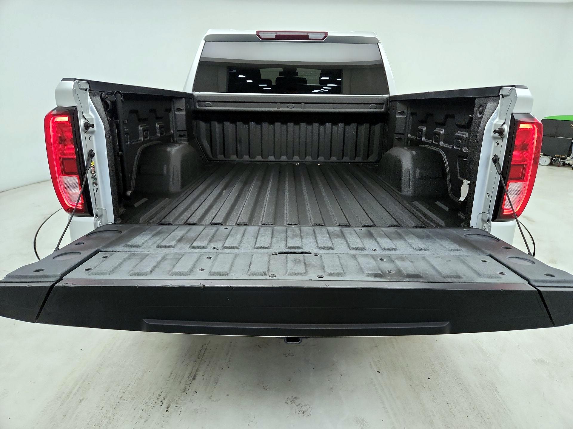 Thumbnail: 2022 GMC Sierra 1500 - 16