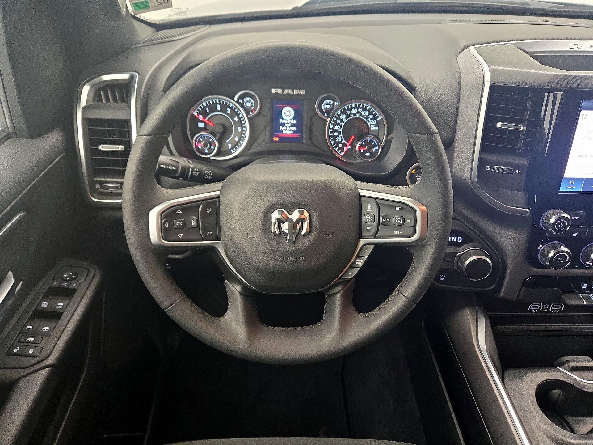 Thumbnail: 2025 RAM 1500 - 10