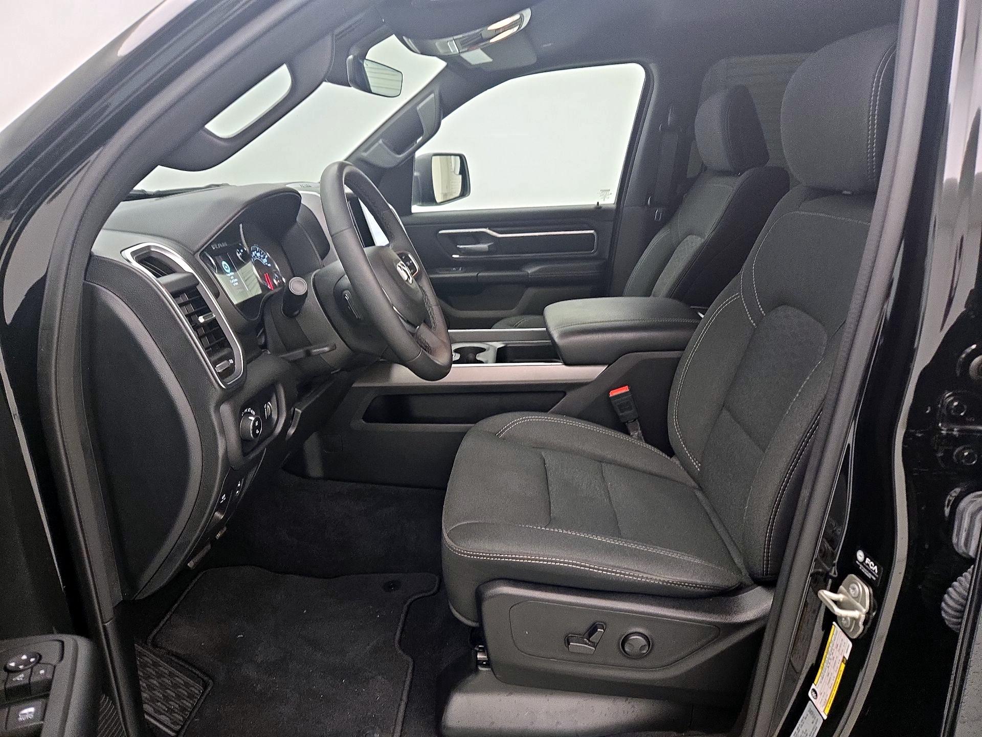 Thumbnail: 2025 RAM 1500 - 11