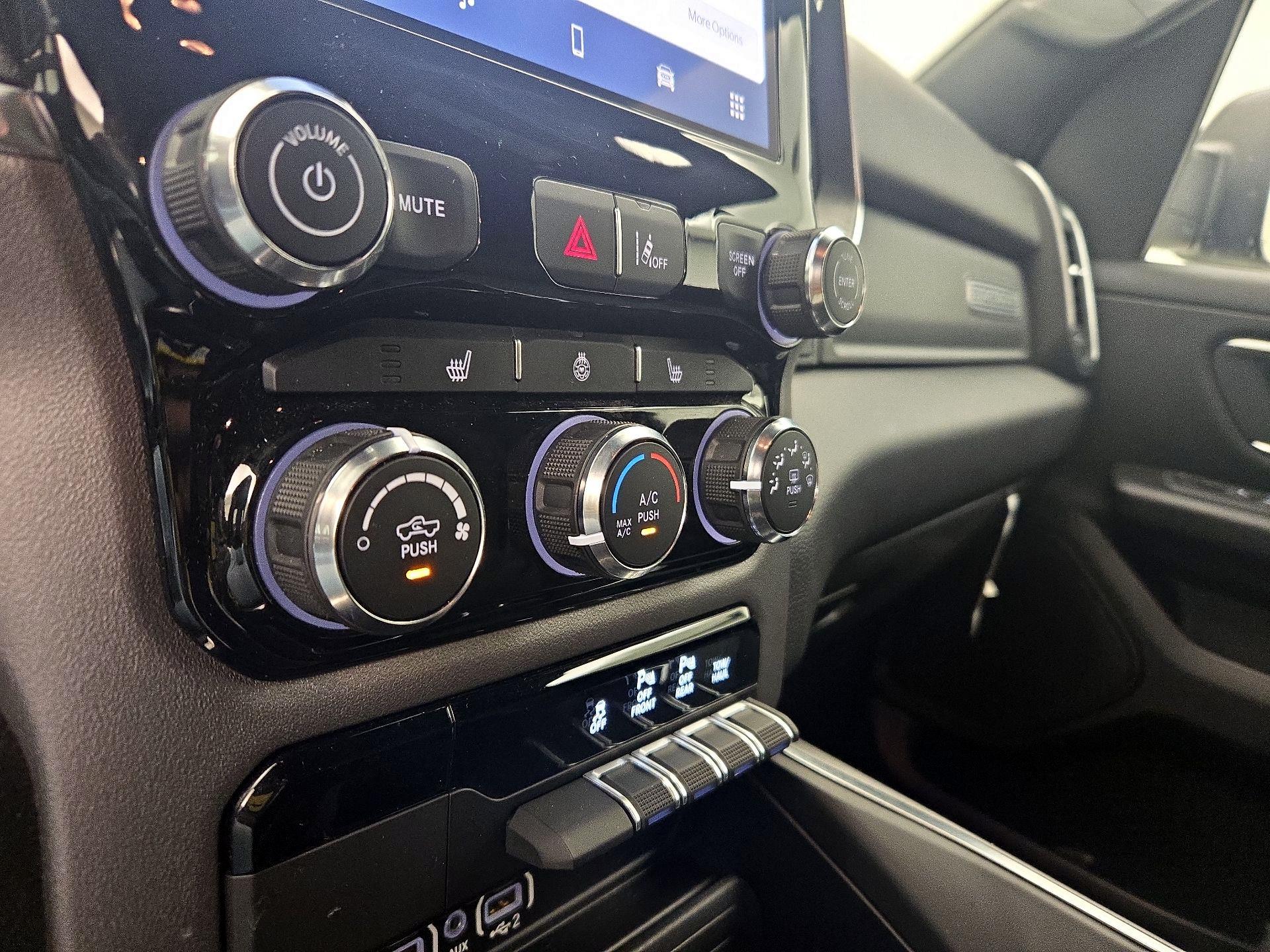 Thumbnail: 2025 RAM 1500 - 16