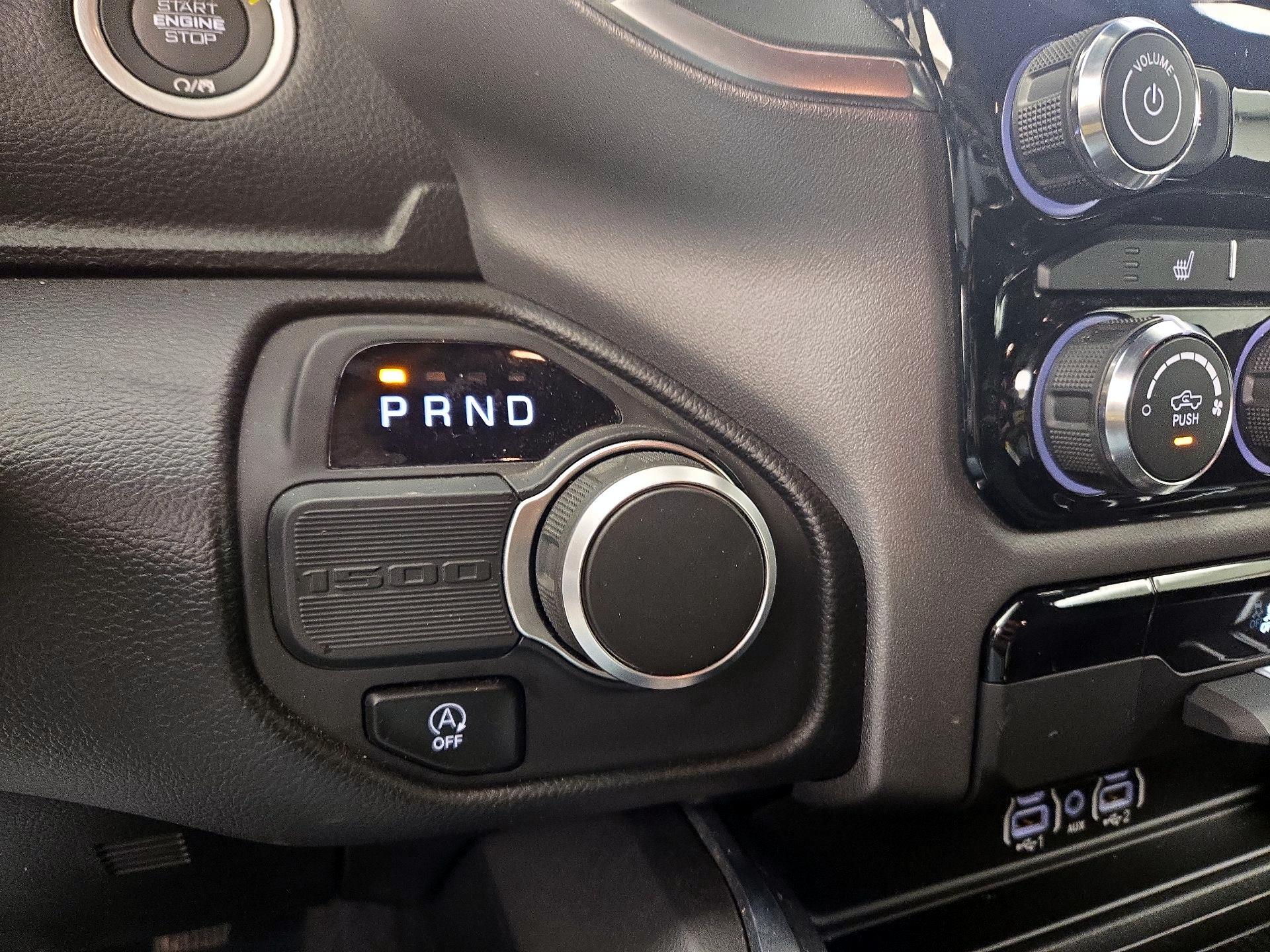 Thumbnail: 2025 RAM 1500 - 17