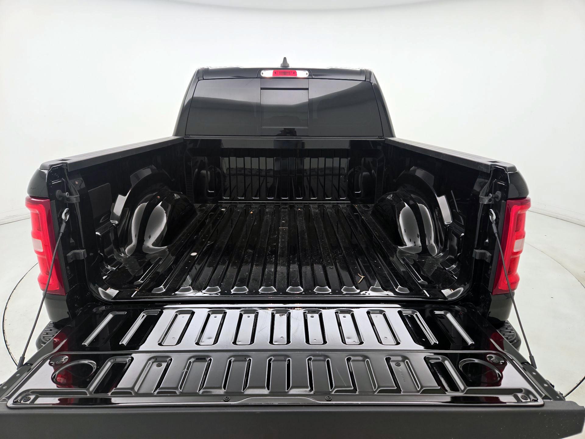 Thumbnail: 2025 RAM 1500 - 20