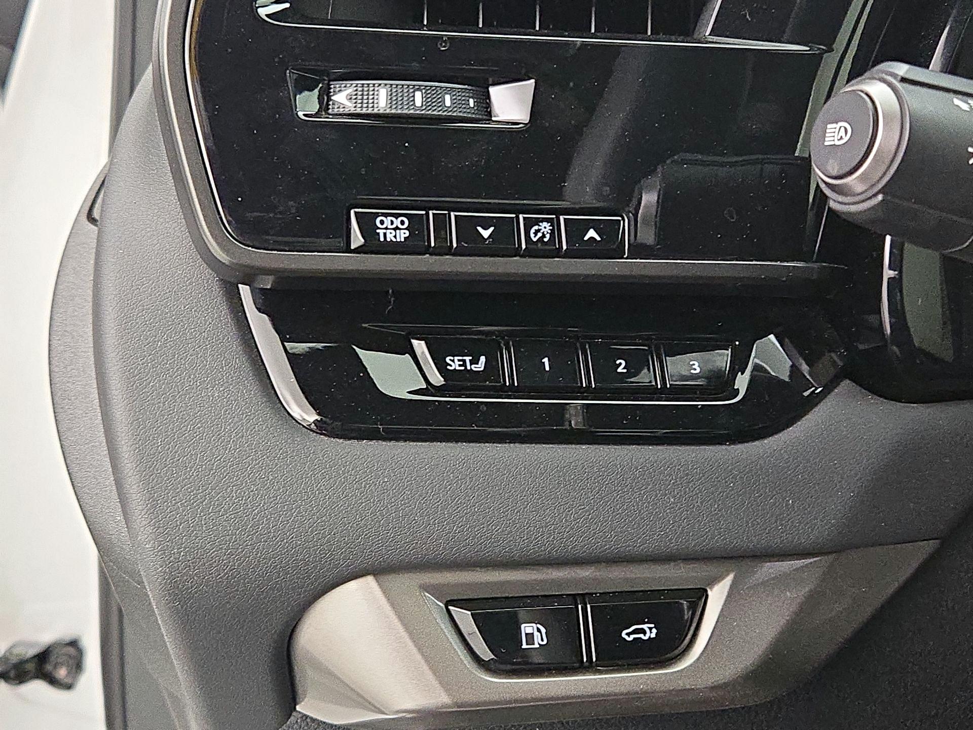 Thumbnail: 2023 Lexus RX - 13