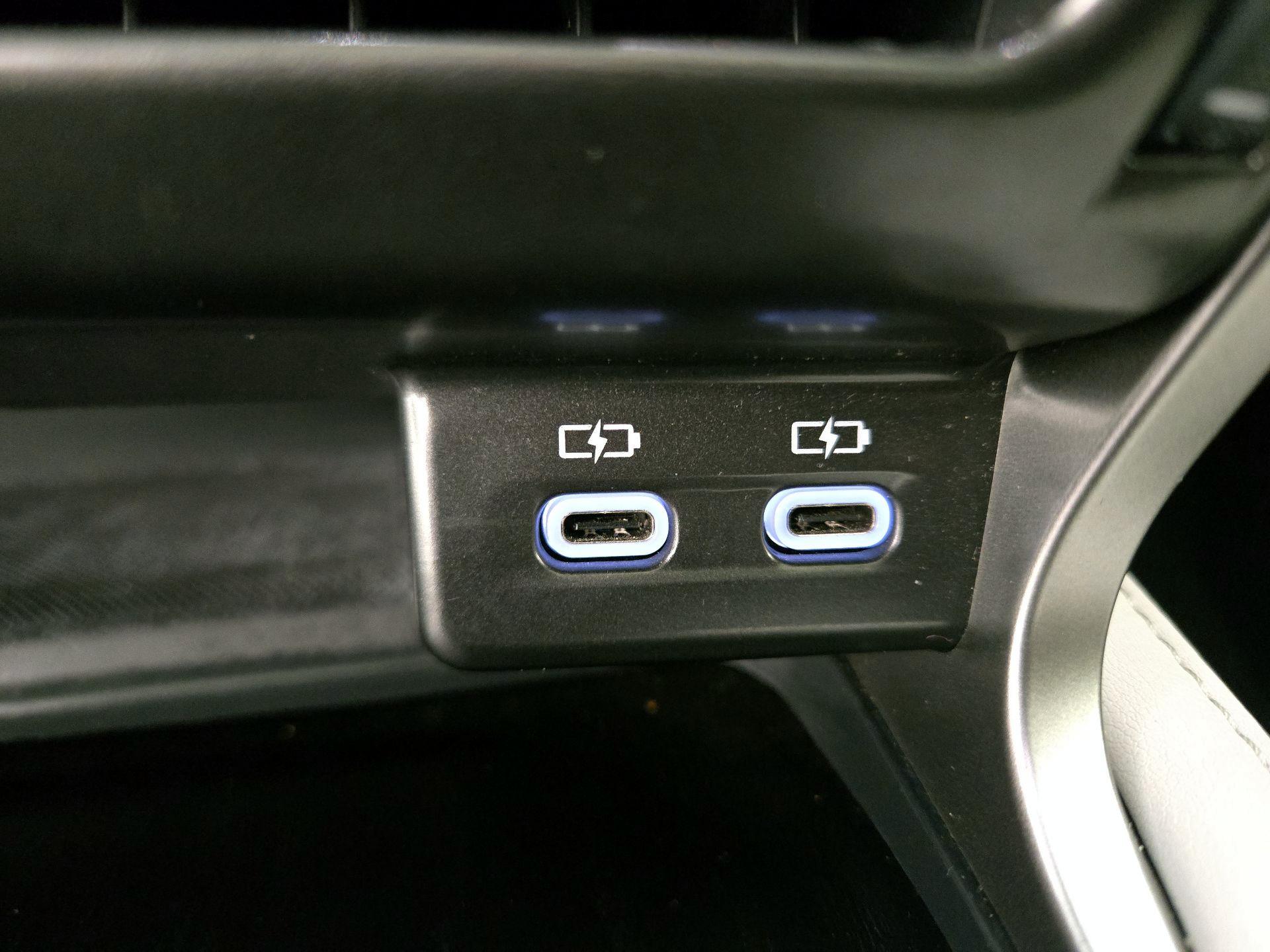 Thumbnail: 2023 Lexus RX - 18