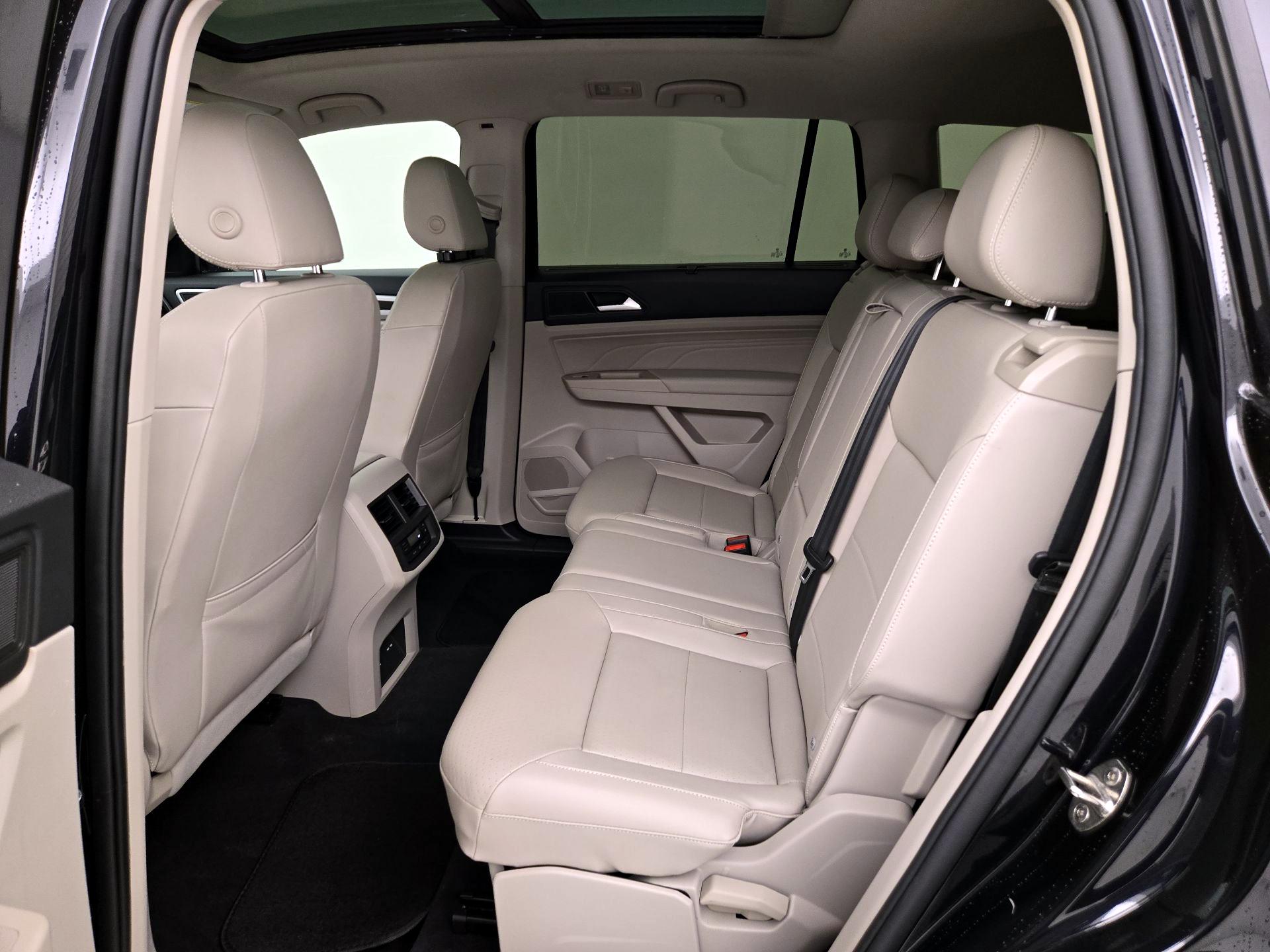 Thumbnail: 2021 Volkswagen Atlas - 20