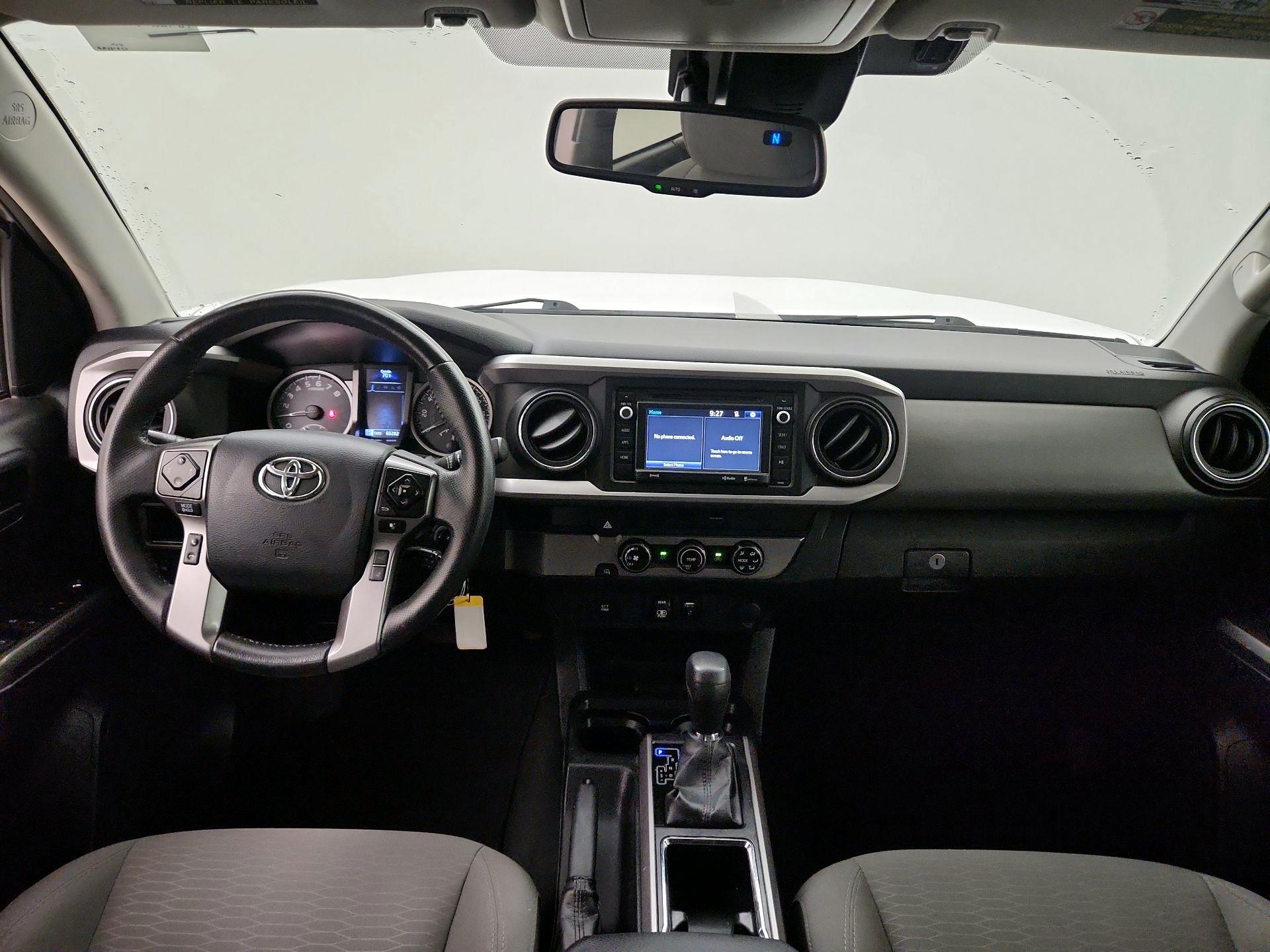 Thumbnail: 2018 Toyota Tacoma - 9