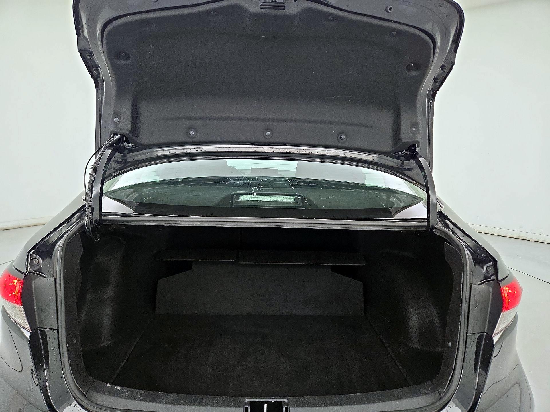 Thumbnail: 2024 Toyota Corolla - 20