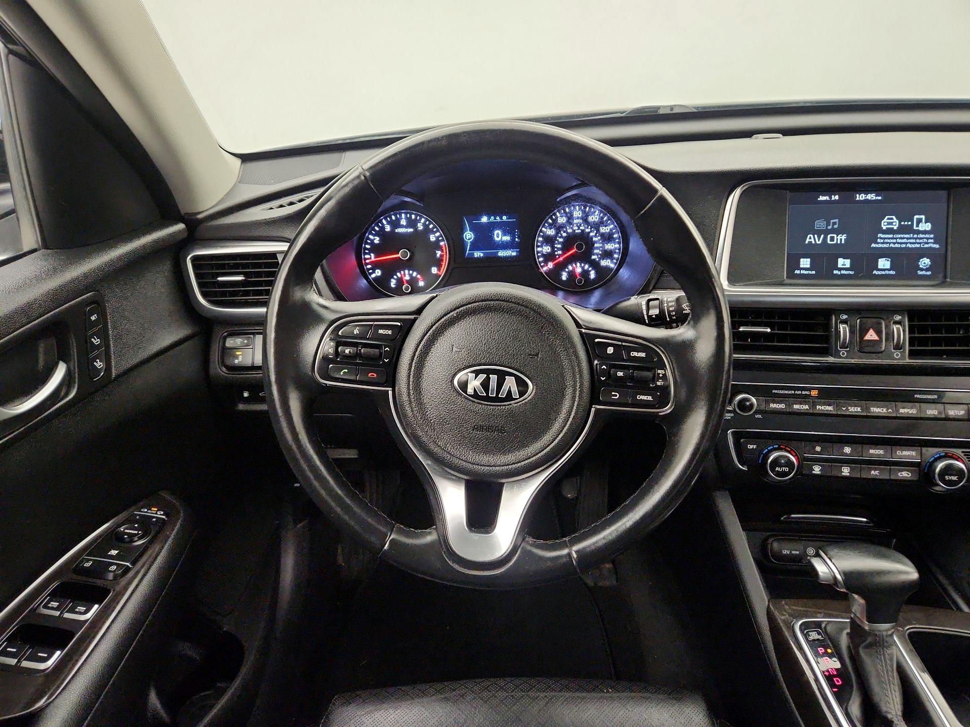 Thumbnail: 2018 Kia Optima - 10