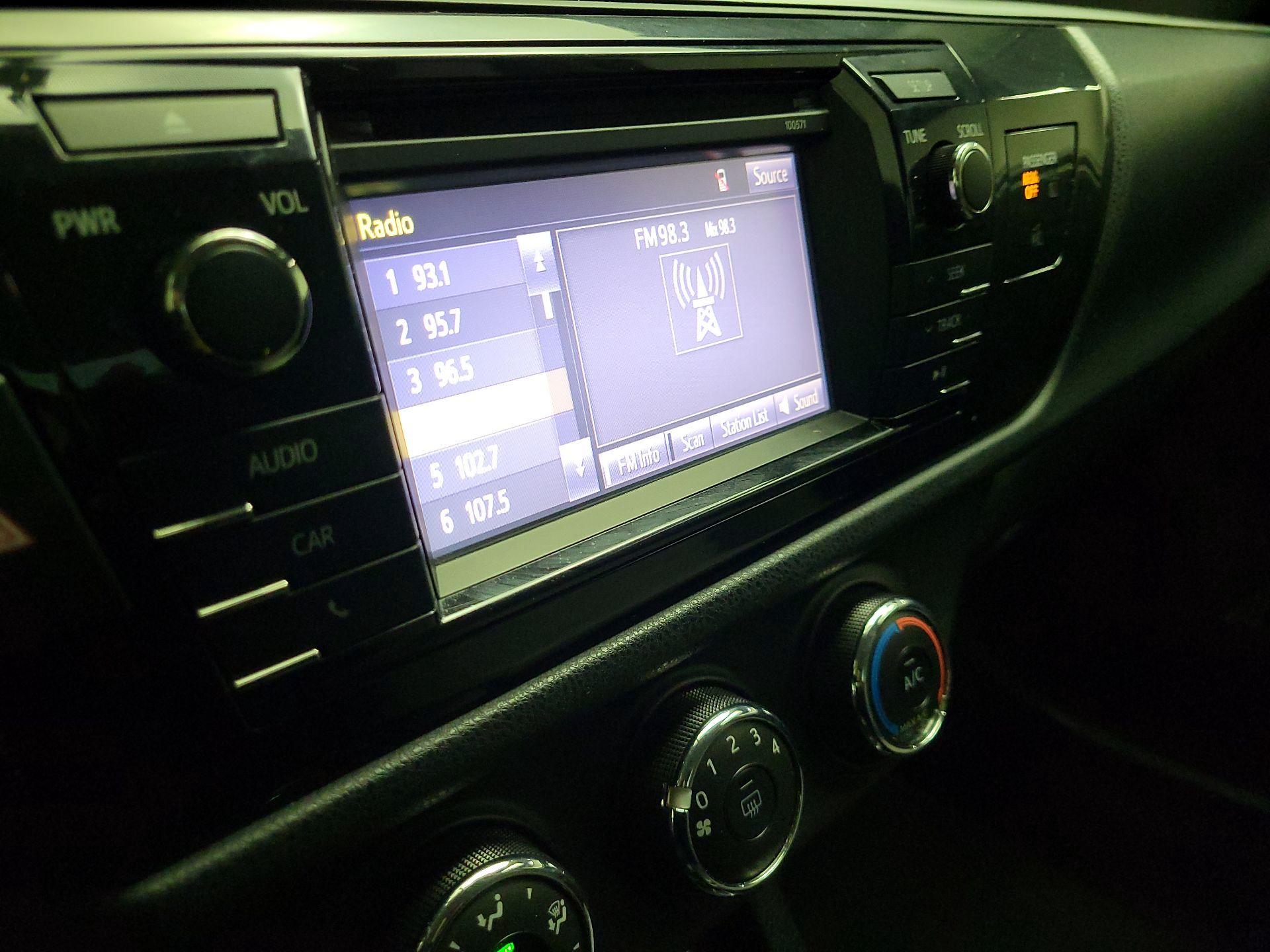 Thumbnail: 2016 Toyota Corolla - 14