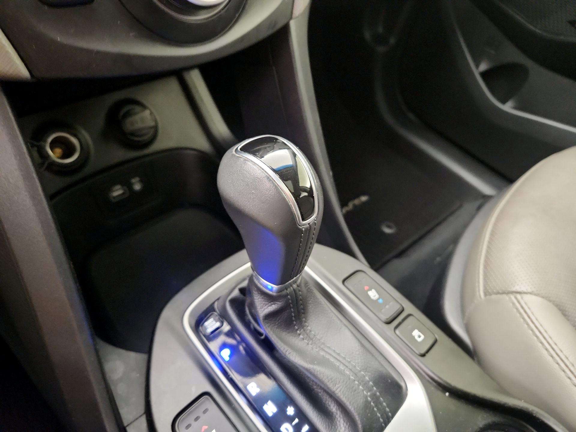 Thumbnail: 2017 Hyundai Santa Fe - 17