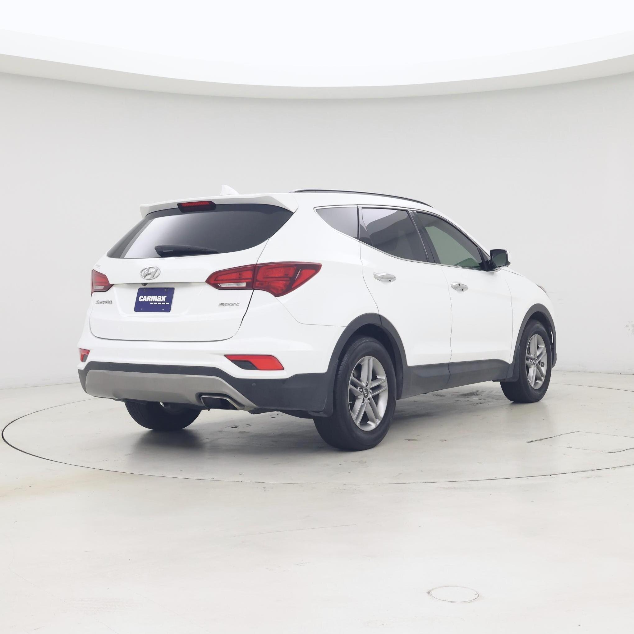 Thumbnail: 2017 Hyundai Santa Fe - 8