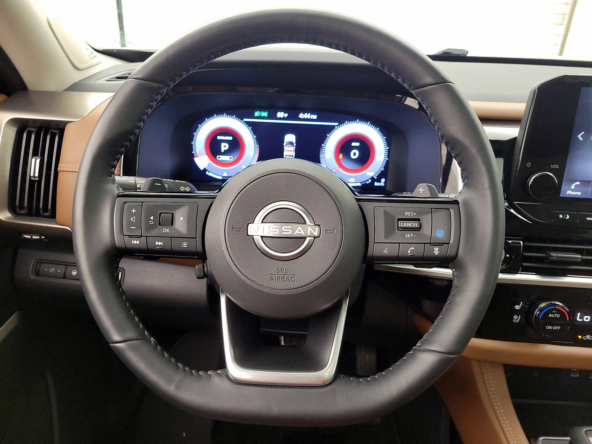 Thumbnail: 2023 Nissan Pathfinder - 10