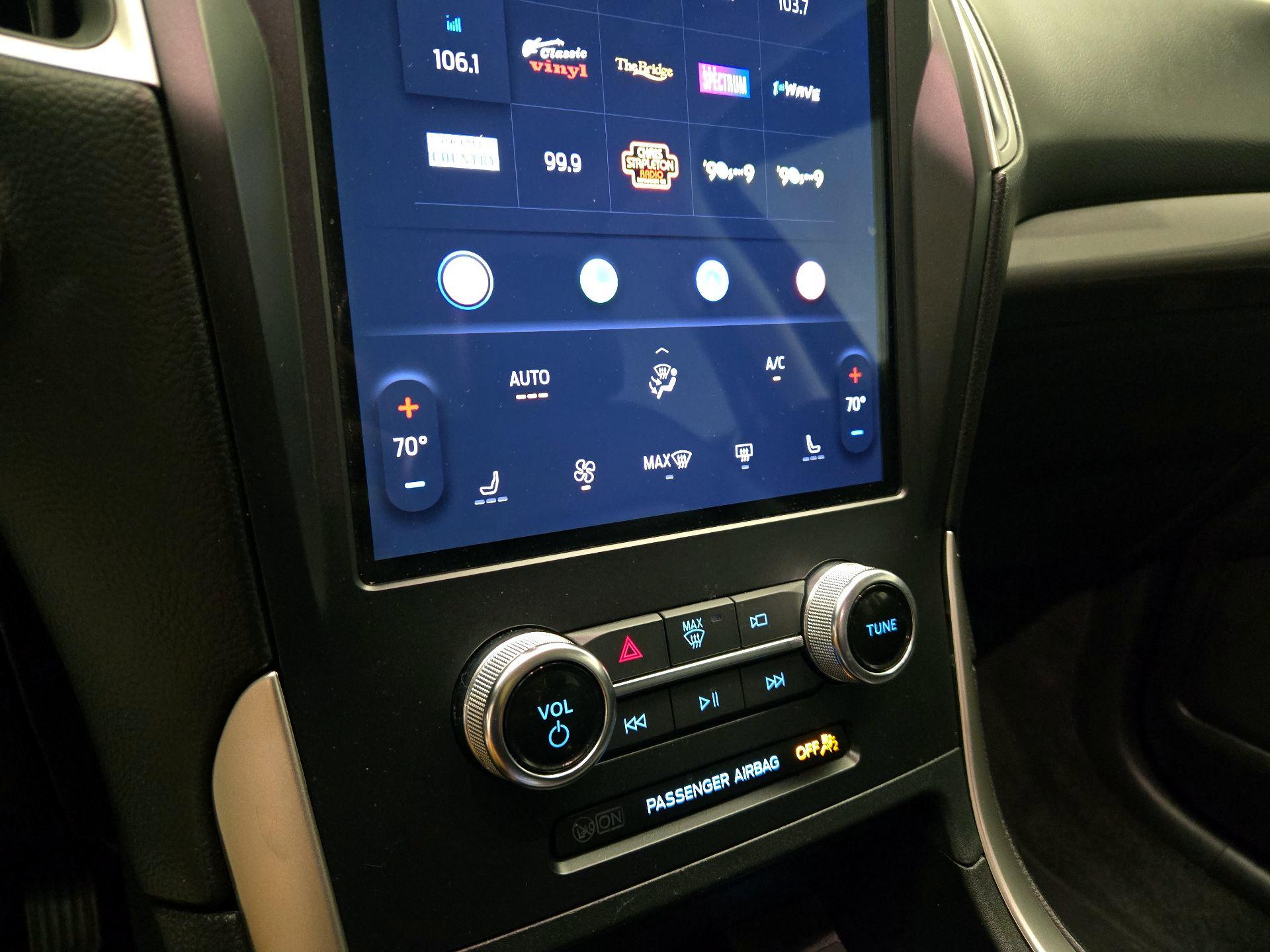 Thumbnail: 2024 Ford Edge - 17