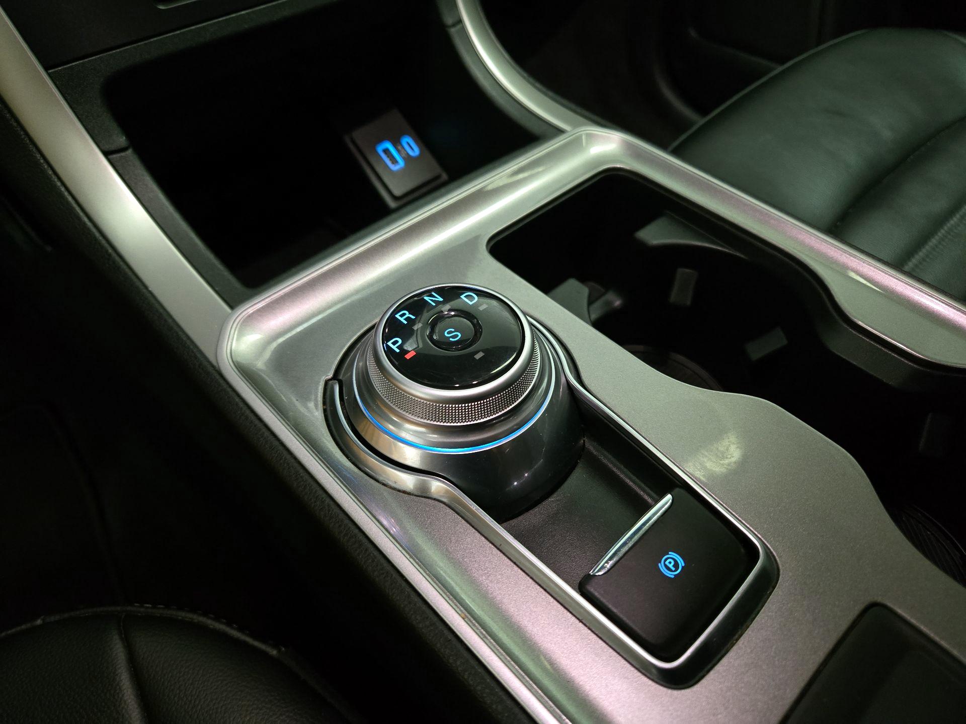 Thumbnail: 2024 Ford Edge - 18