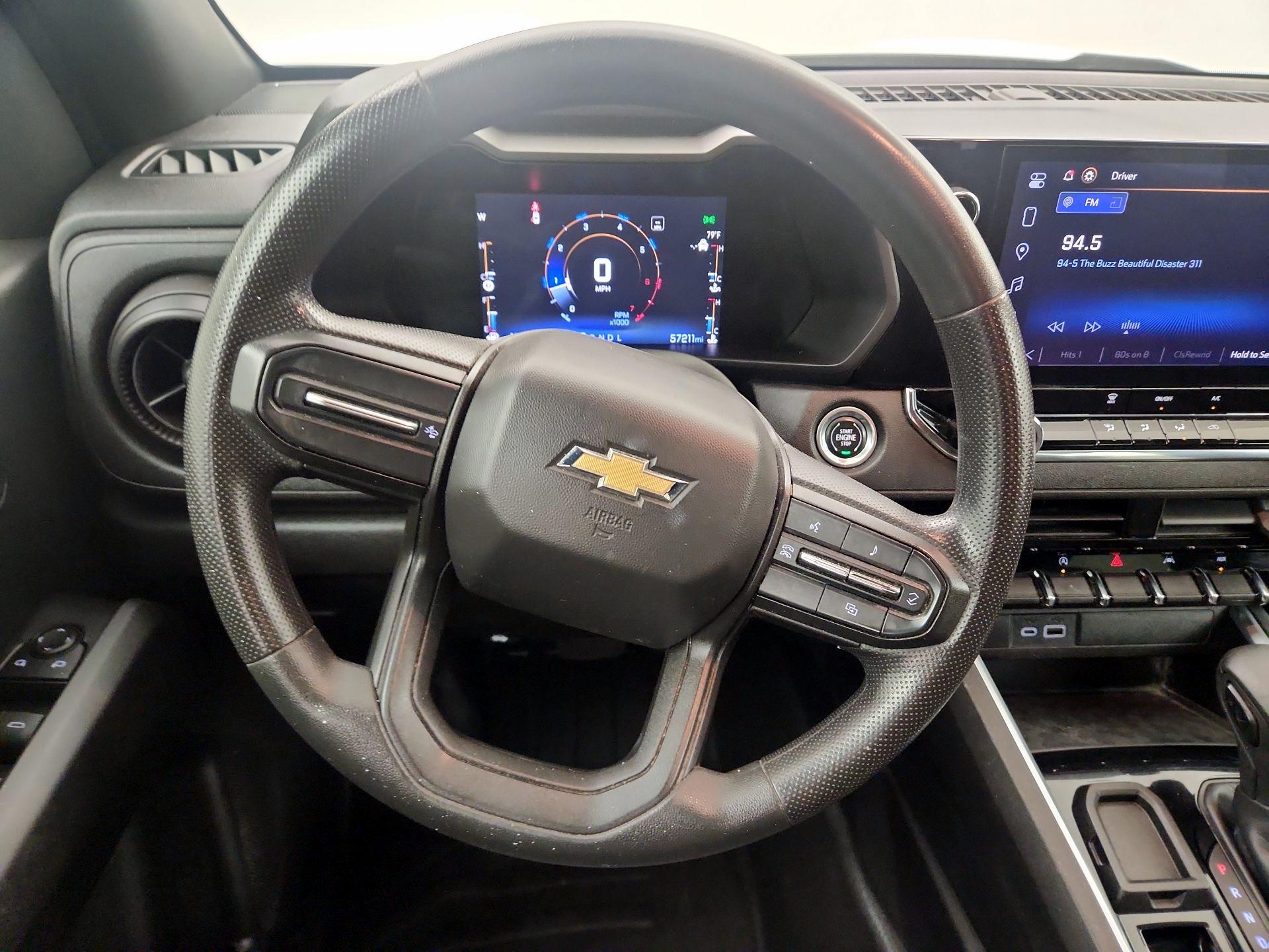 Thumbnail: 2023 Chevrolet Colorado - 10