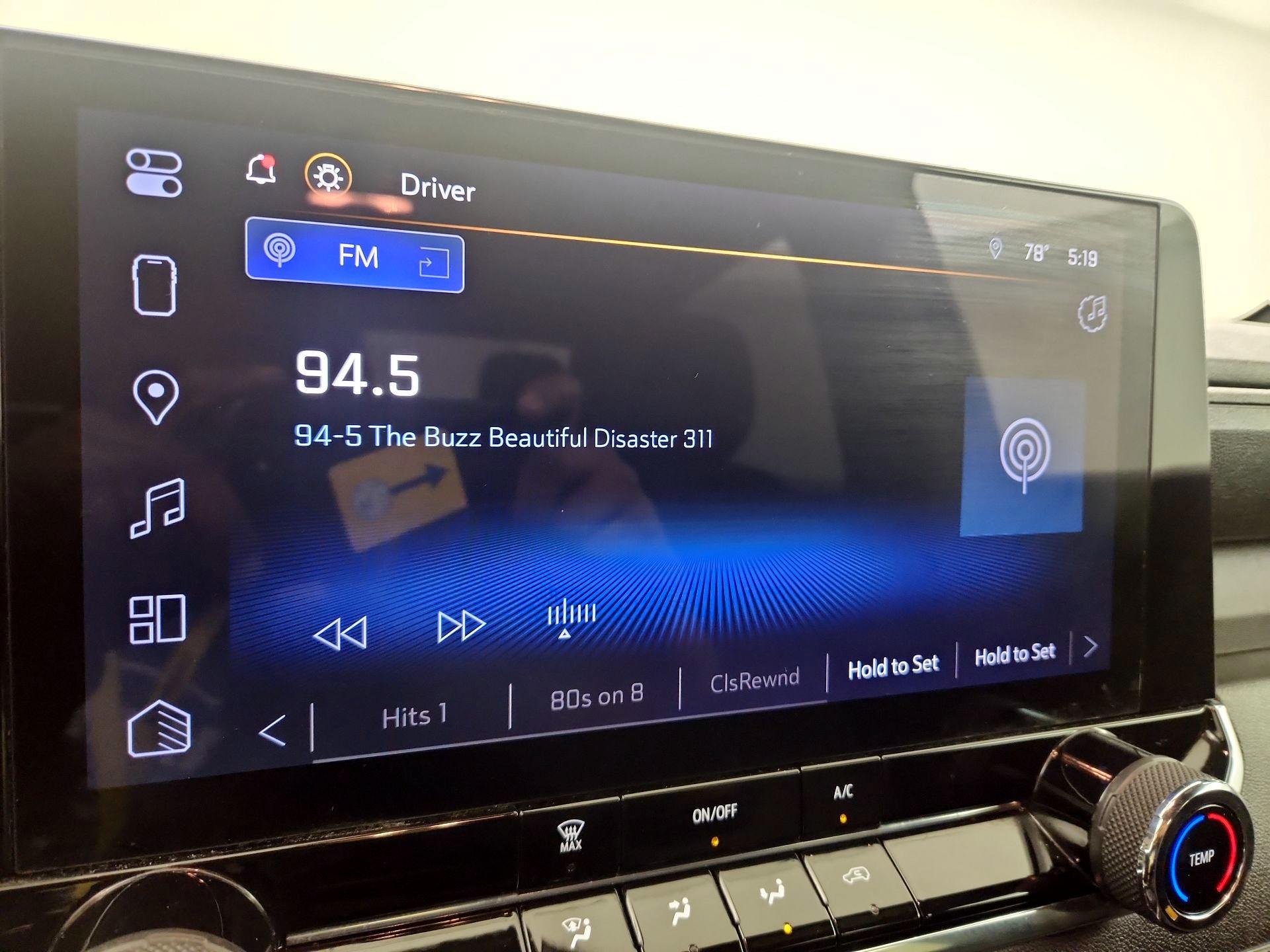 Thumbnail: 2023 Chevrolet Colorado - 15