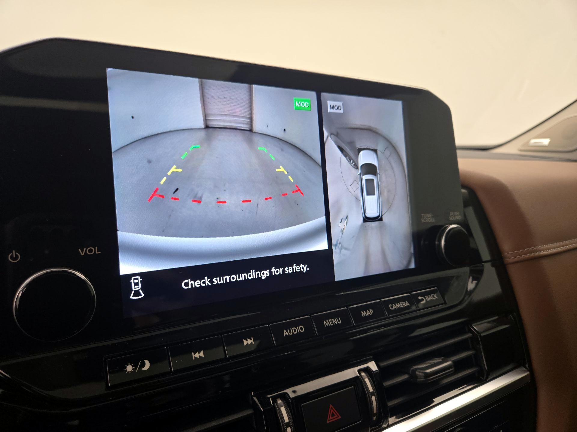 Thumbnail: 2023 Nissan Pathfinder - 15