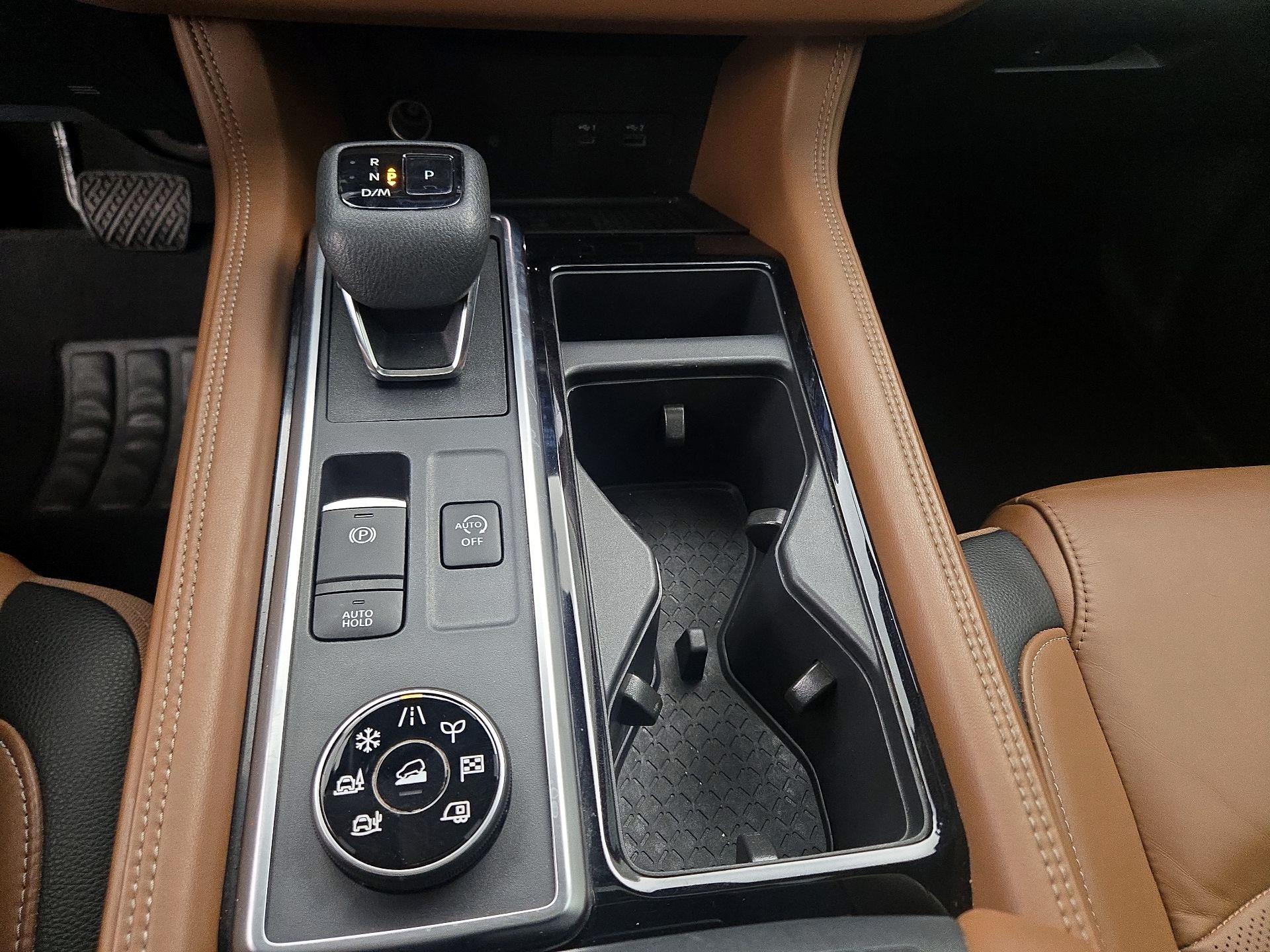 Thumbnail: 2023 Nissan Pathfinder - 18