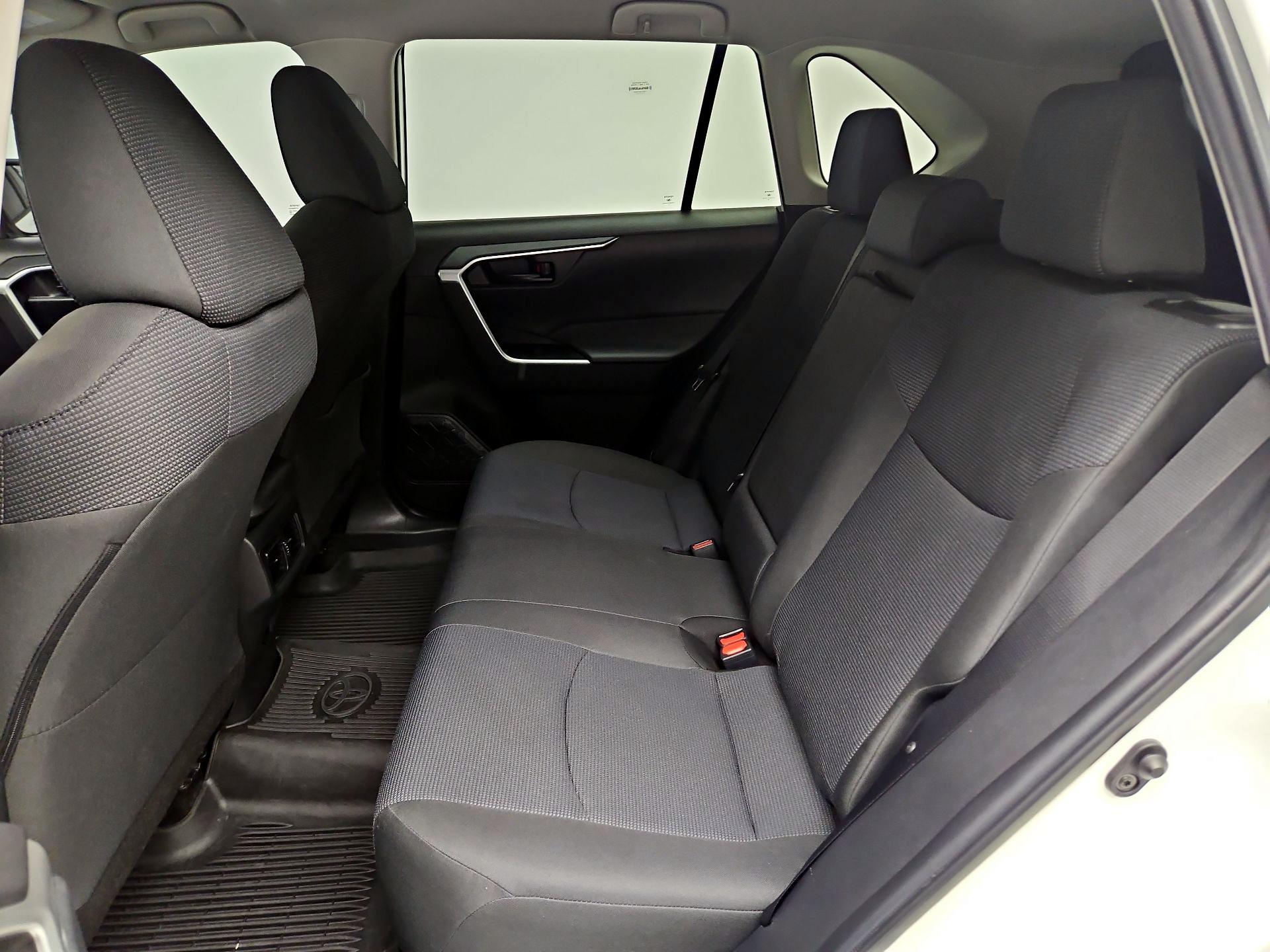 Thumbnail: 2023 Toyota RAV4 - 19