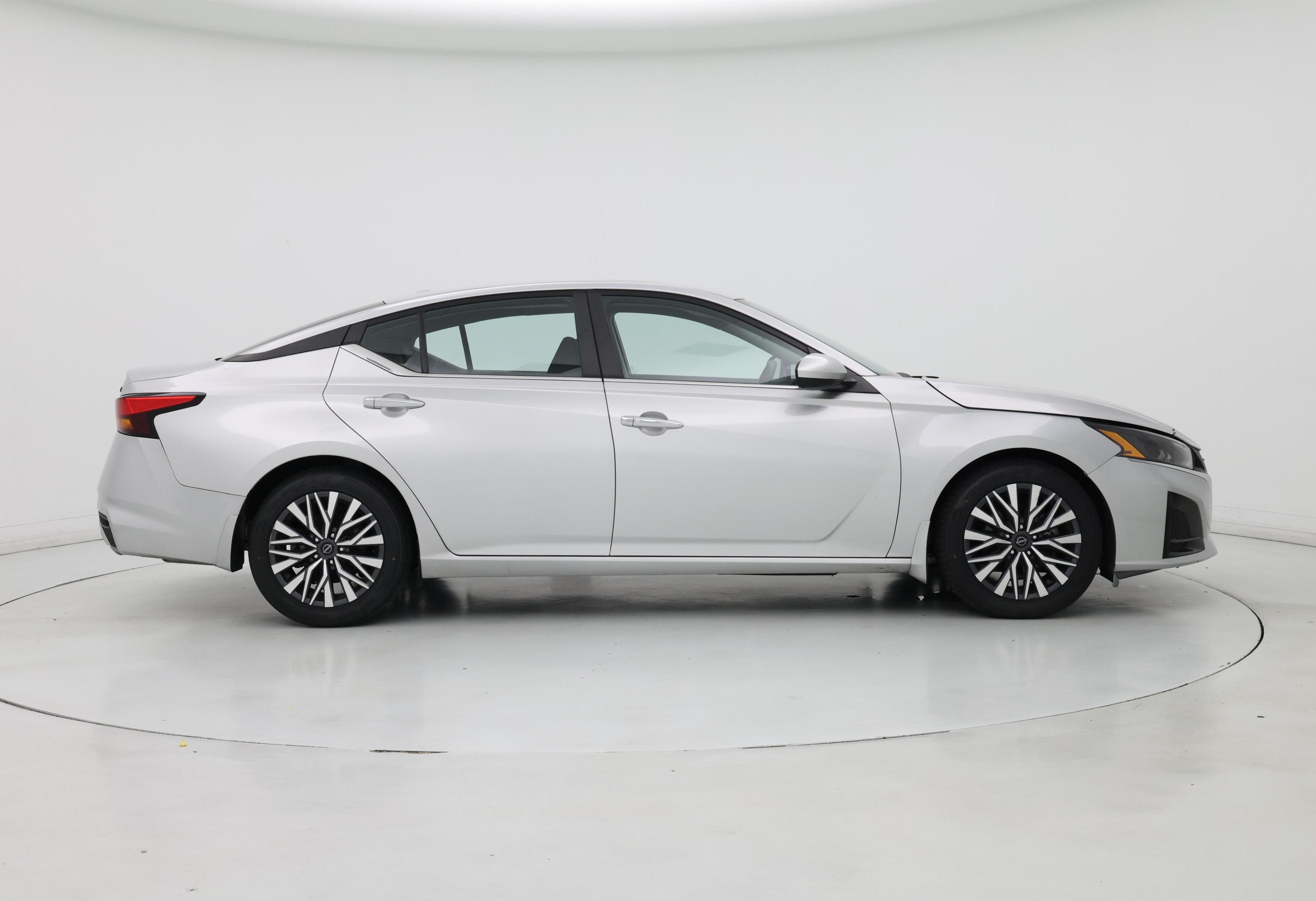 Thumbnail: 2024 Nissan Altima - 7