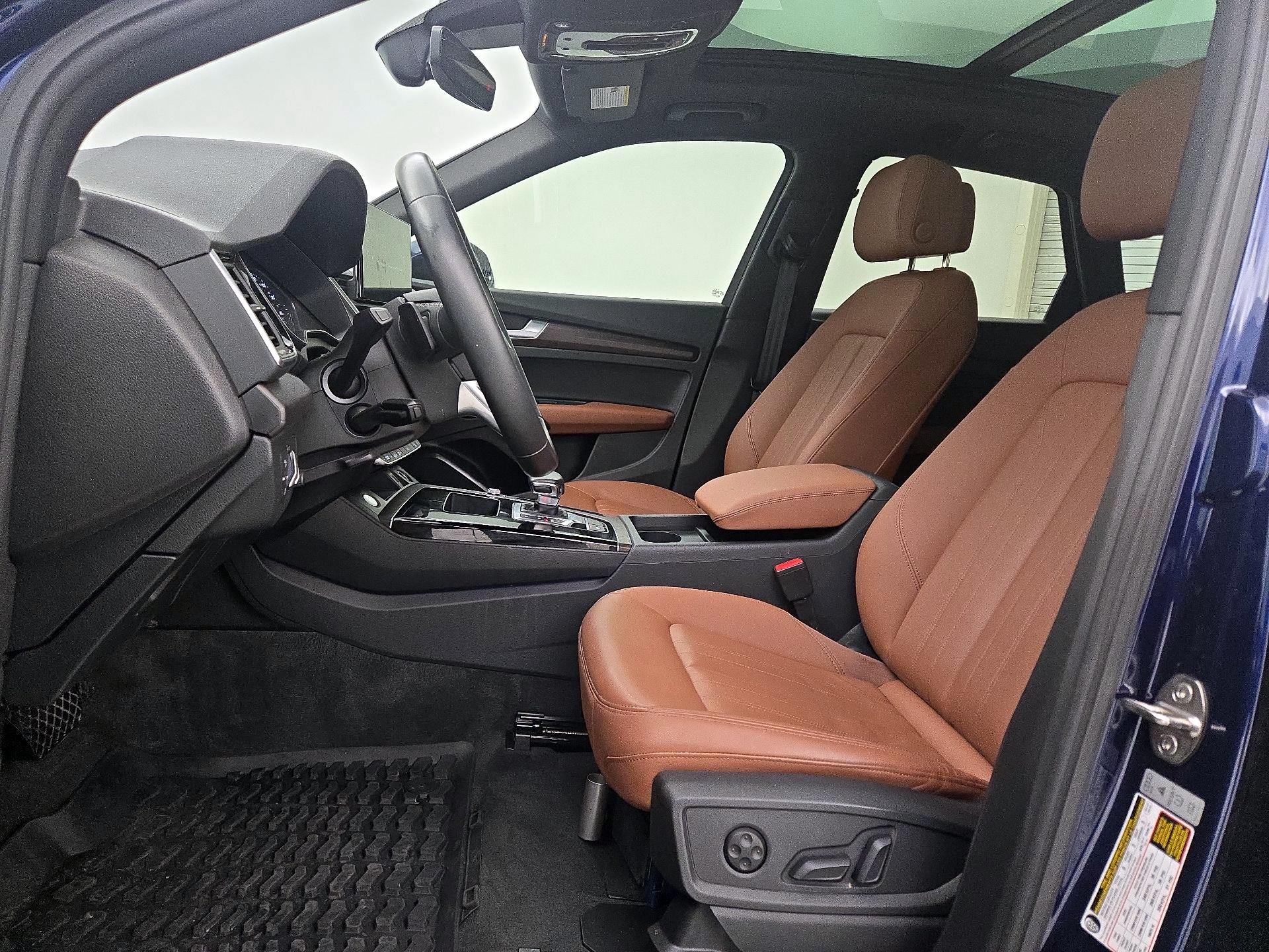 Thumbnail: 2023 Audi Q5 - 11