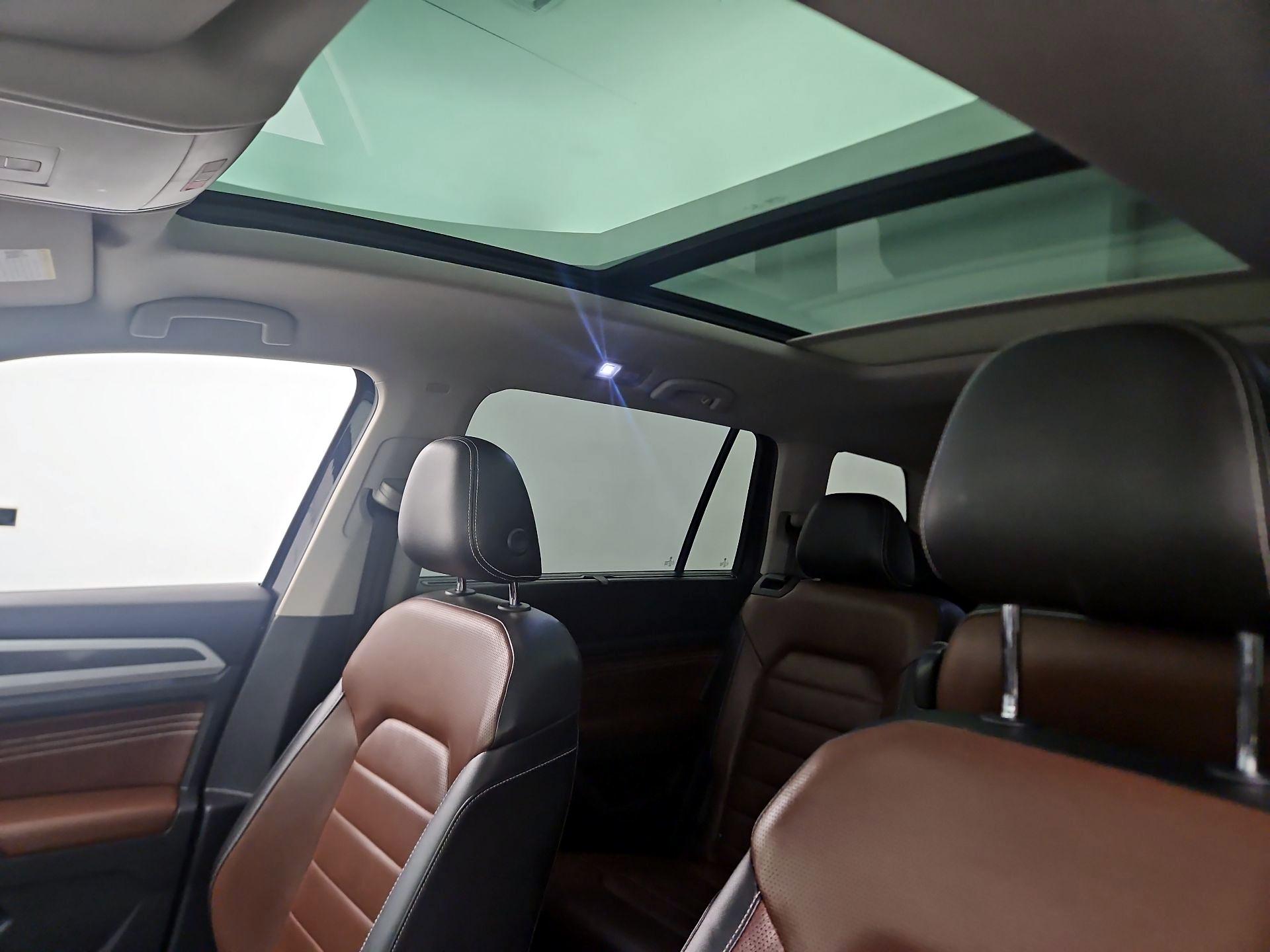 Thumbnail: 2022 Volkswagen Atlas - 20