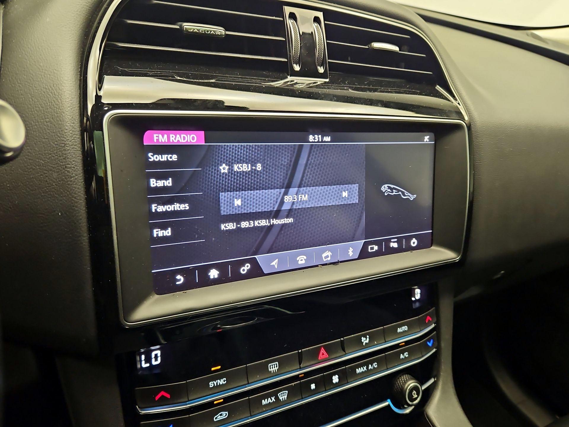 Thumbnail: 2020 Jaguar F-Pace - 16