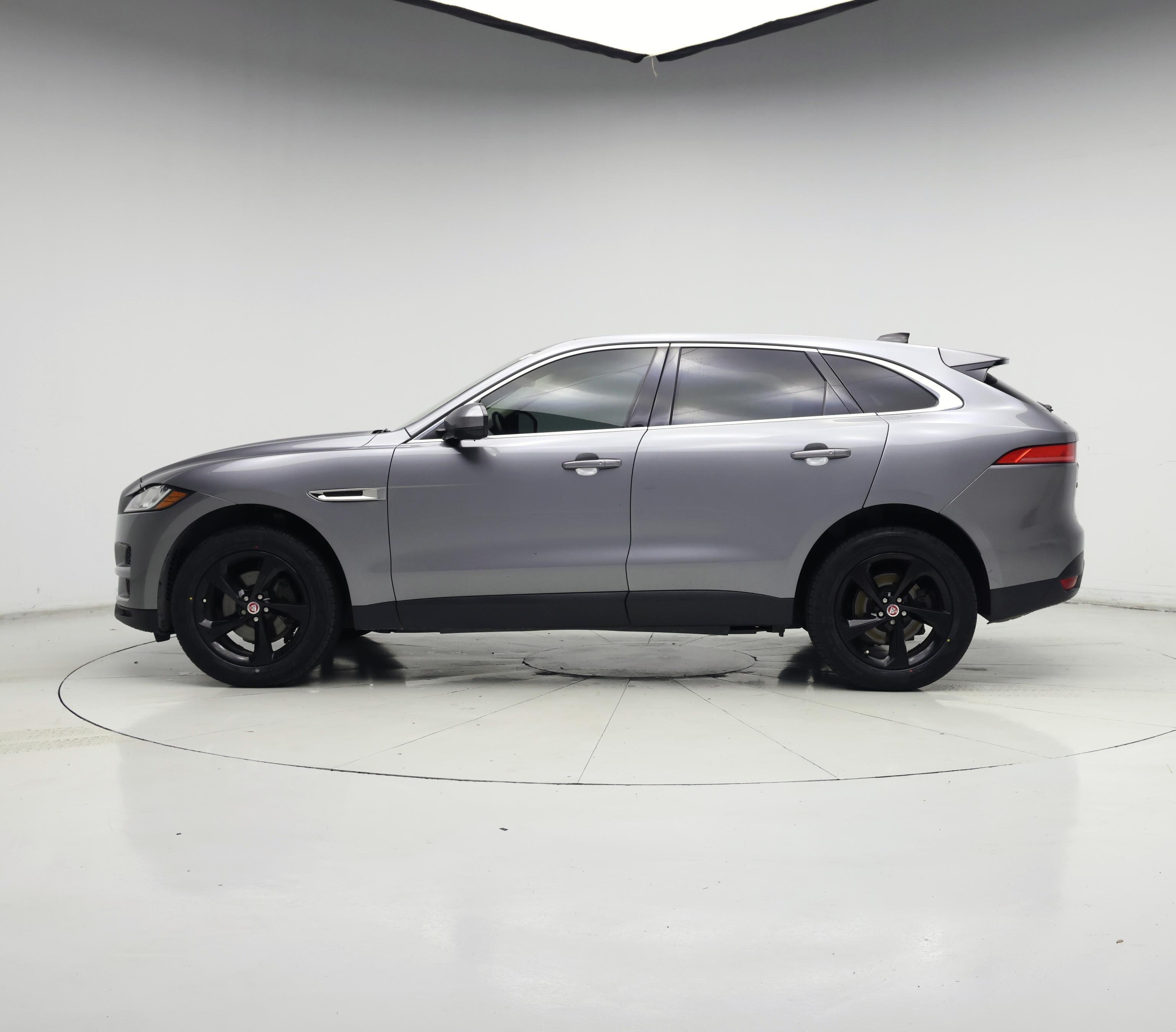 Thumbnail: 2020 Jaguar F-Pace - 3