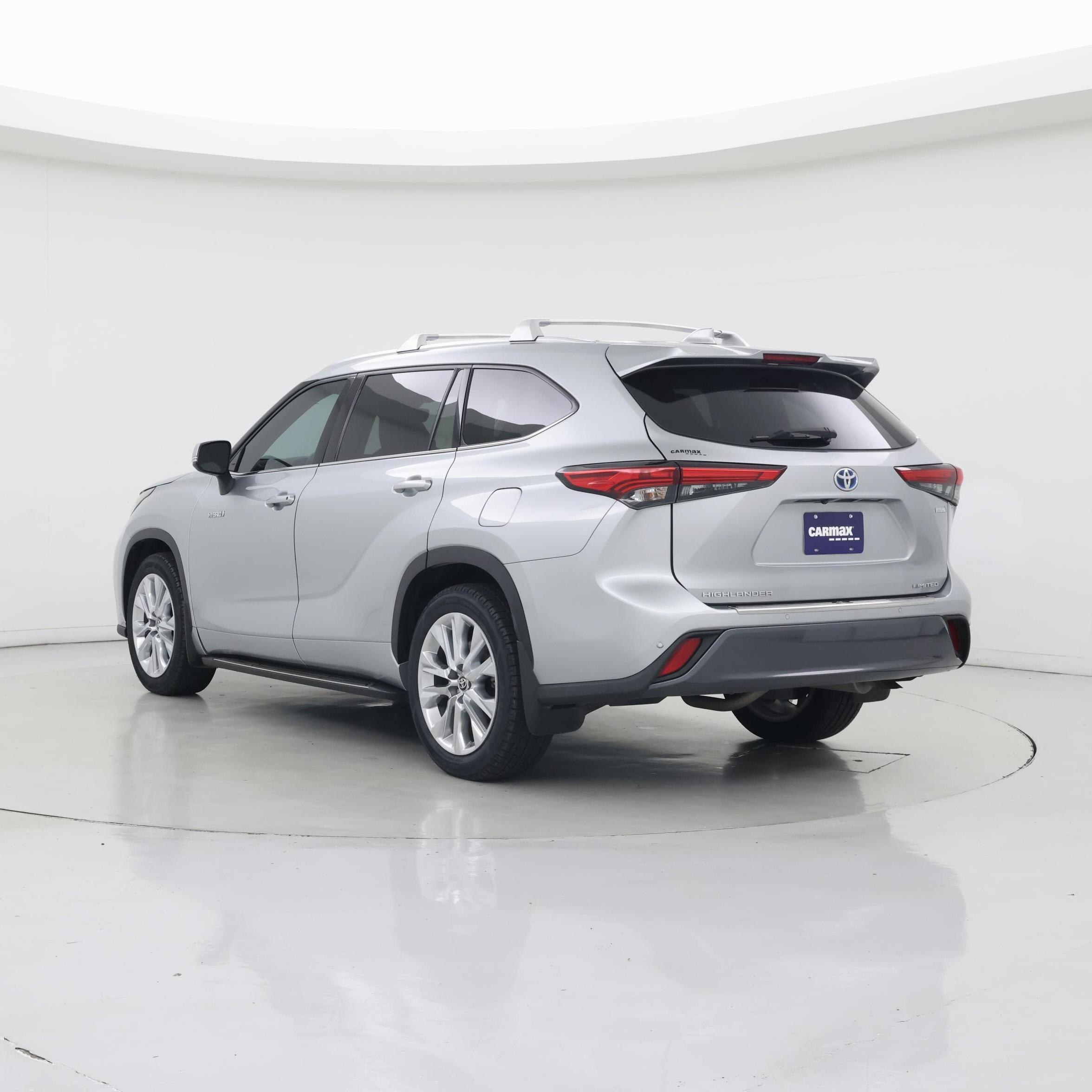 Thumbnail: 2021 Toyota Highlander - 2