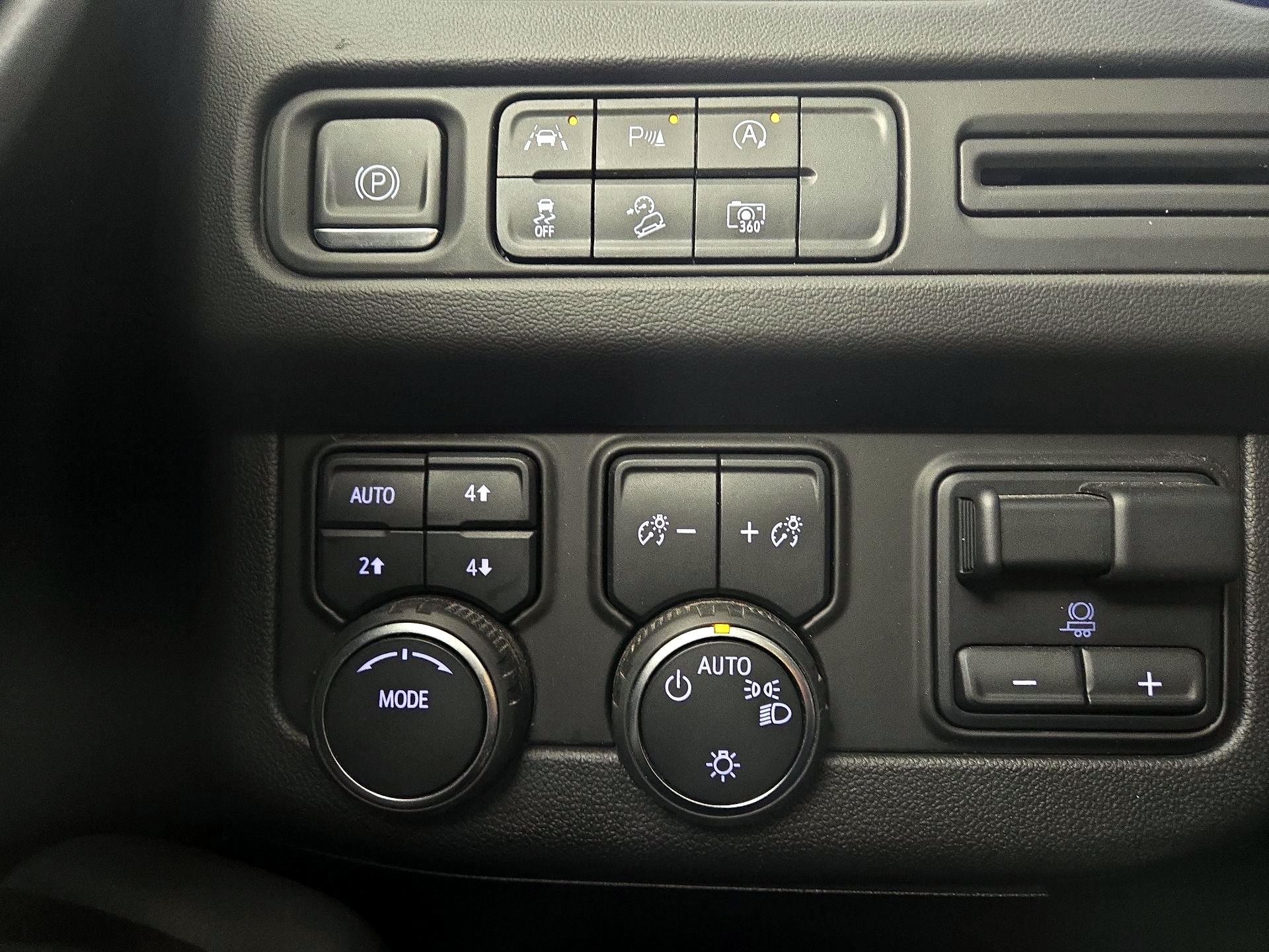 Thumbnail: 2023 Chevrolet Tahoe - 13