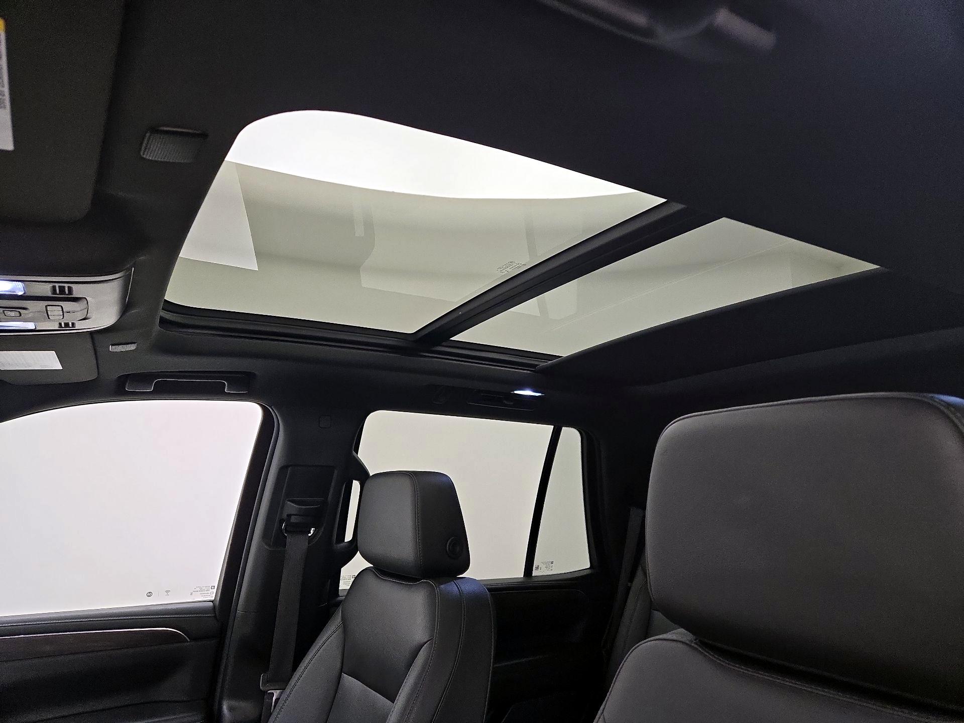 Thumbnail: 2023 Chevrolet Tahoe - 20