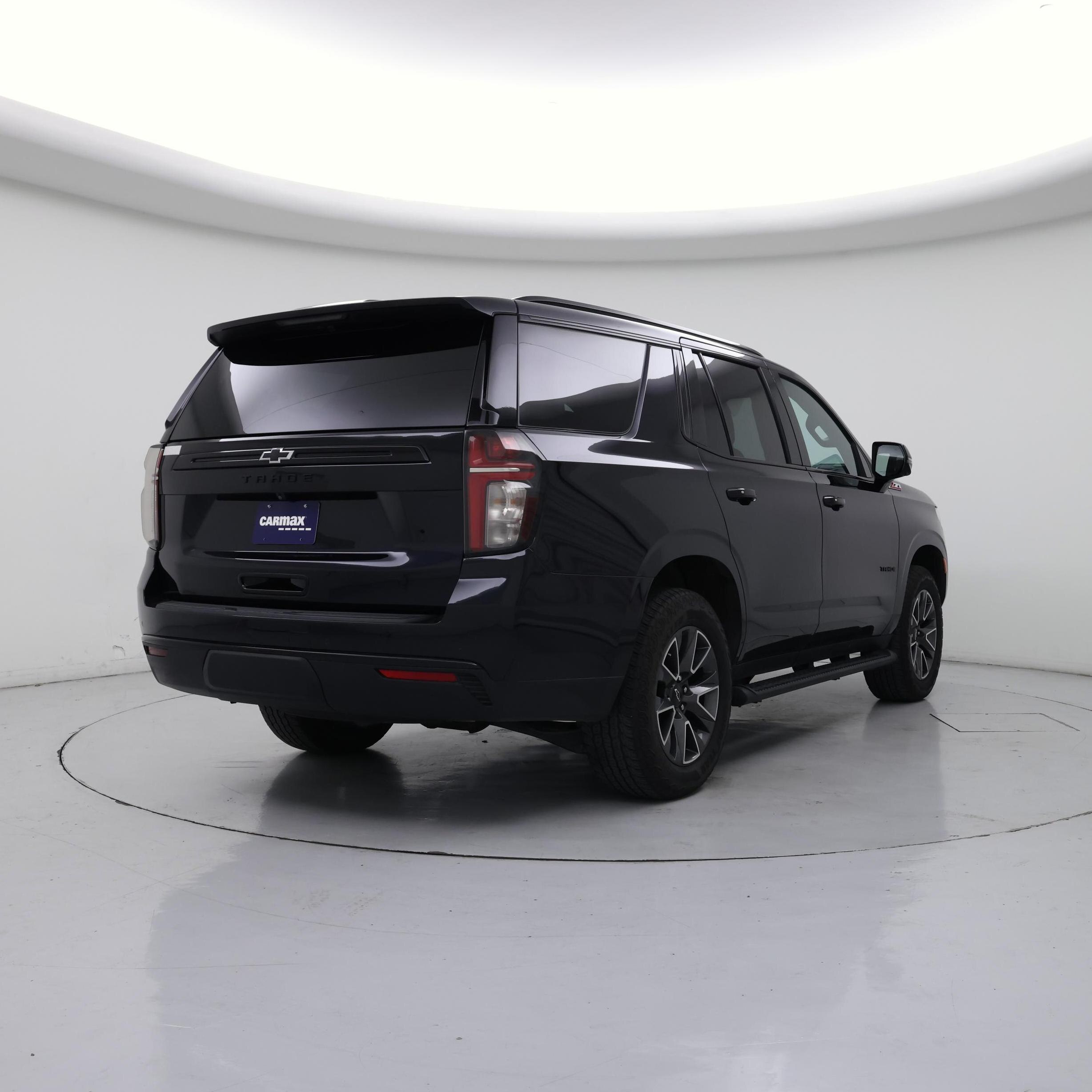 Thumbnail: 2023 Chevrolet Tahoe - 8