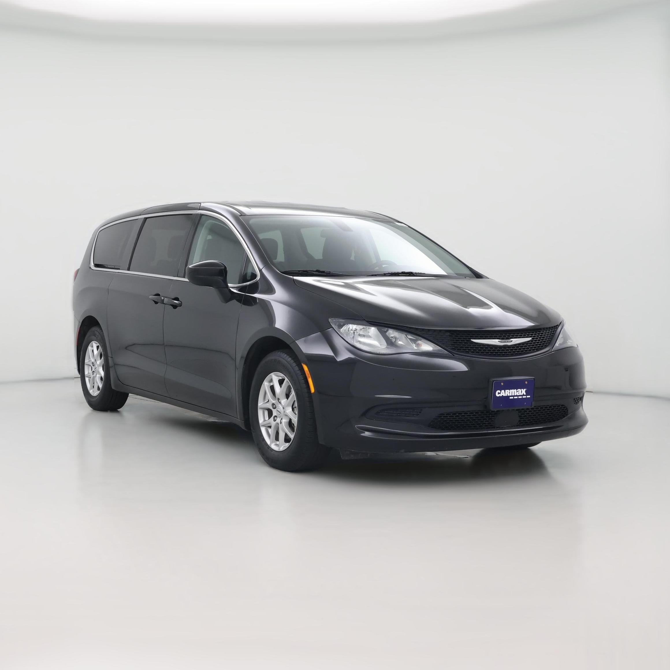 Thumbnail: 2022 Chrysler Voyager - 1