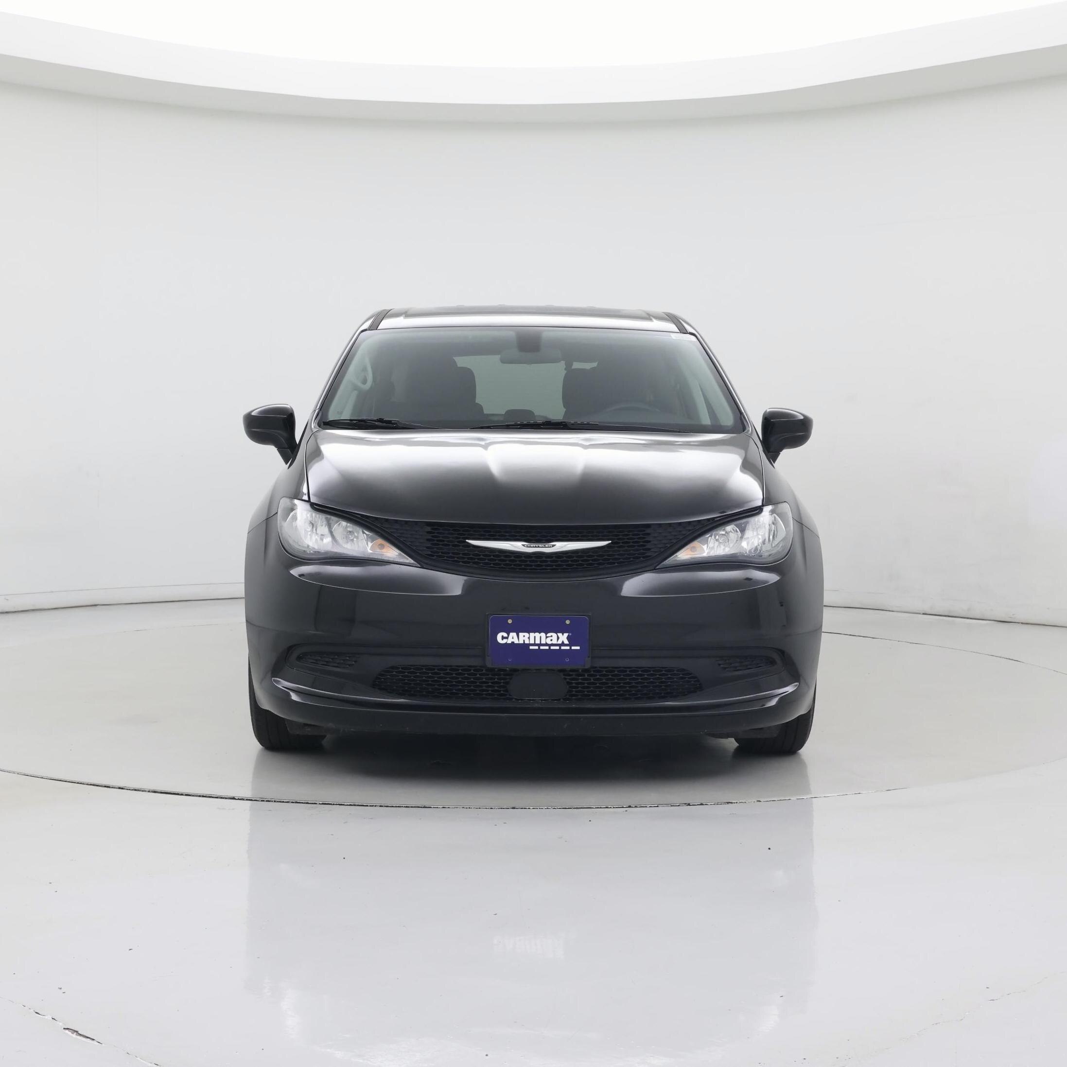 Thumbnail: 2022 Chrysler Voyager - 5