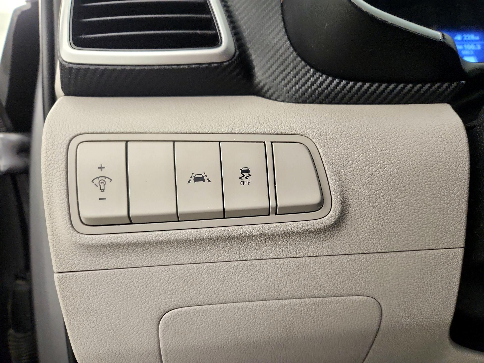 Thumbnail: 2021 Hyundai Tucson - 13