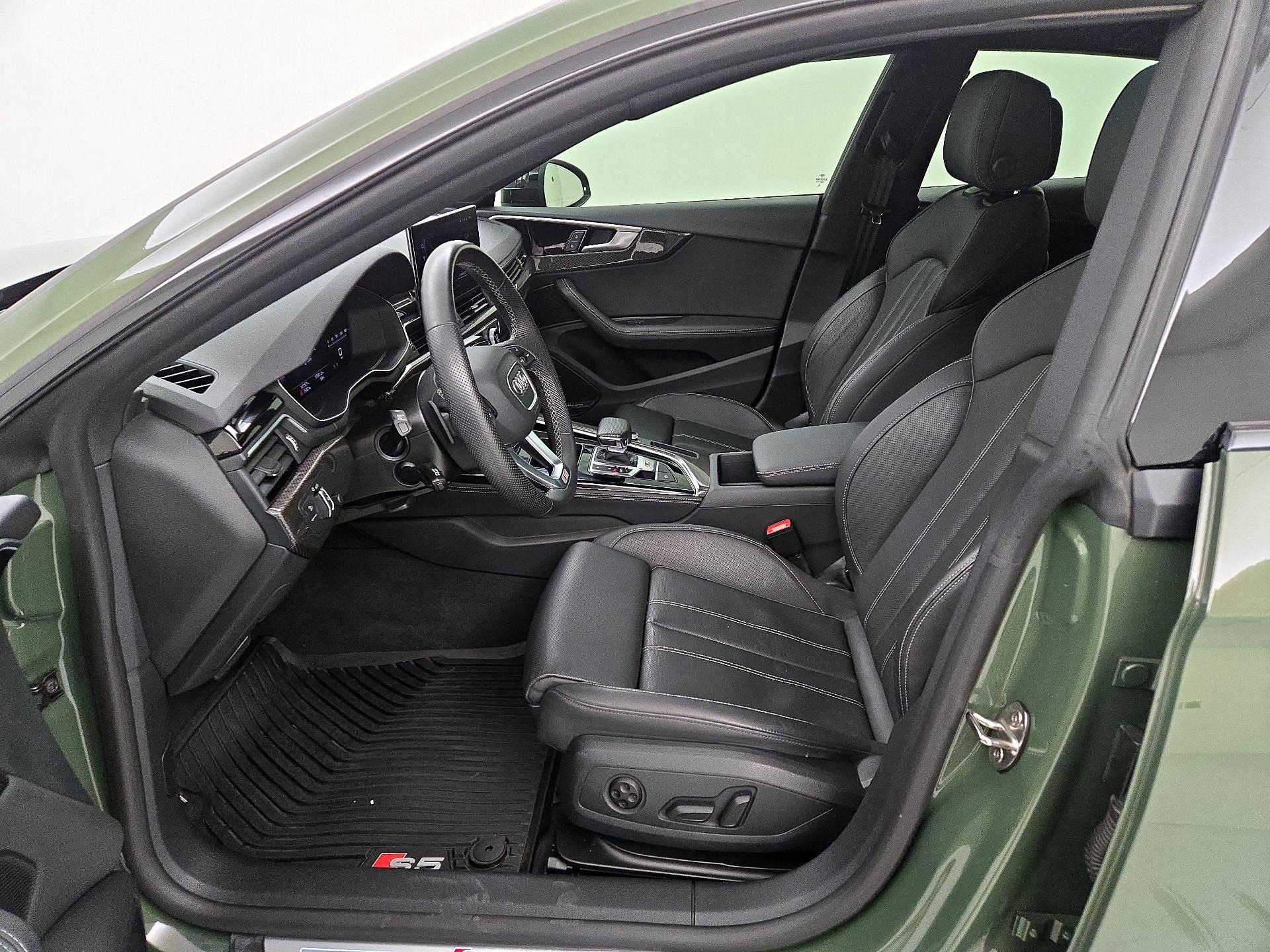 Thumbnail: 2024 Audi S5 - 11