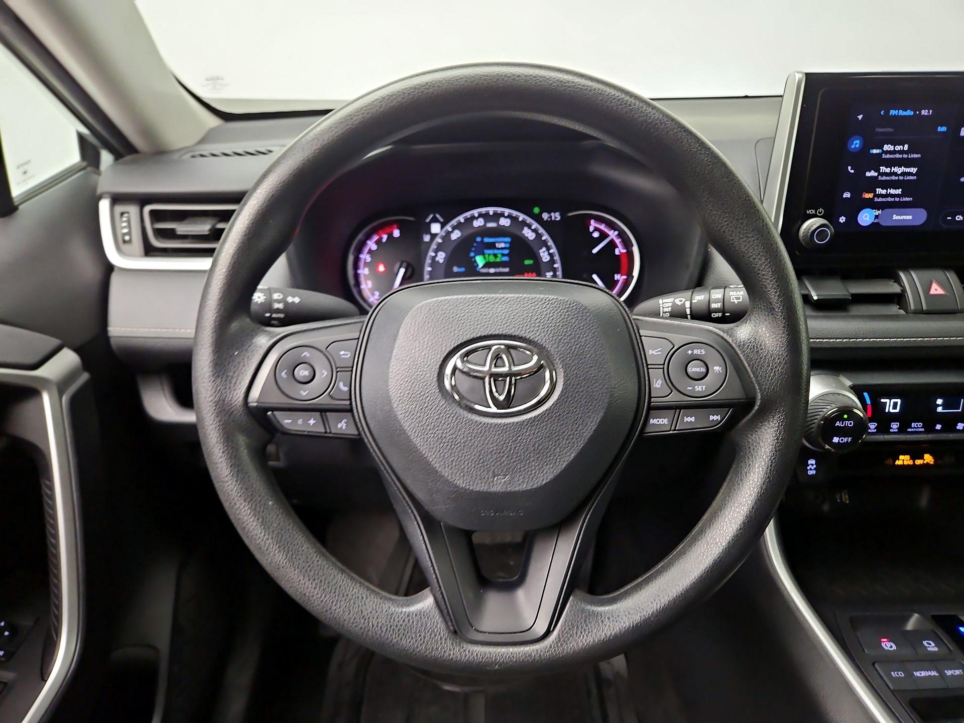 Thumbnail: 2024 Toyota RAV4 - 10