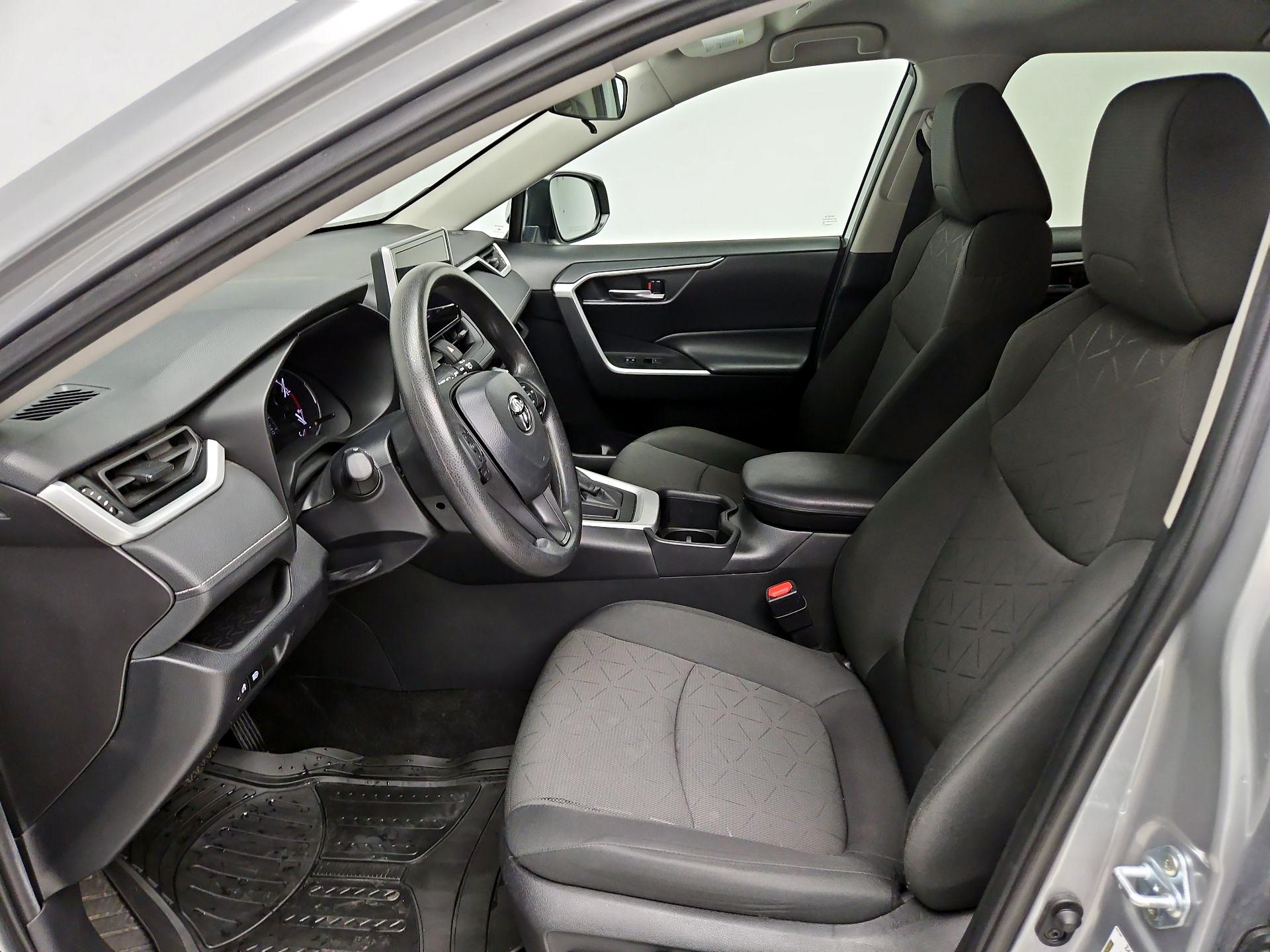 Thumbnail: 2024 Toyota RAV4 - 11