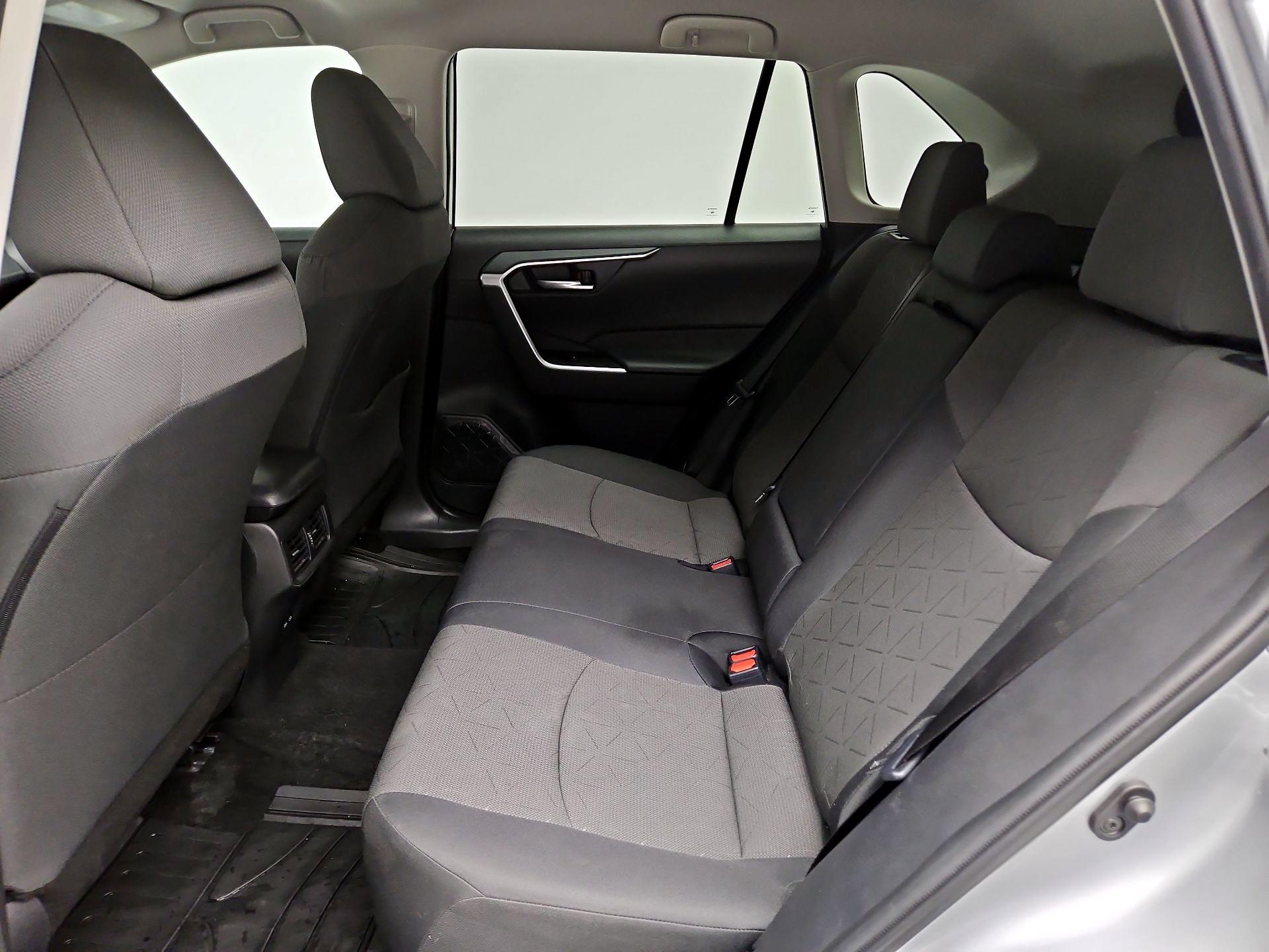 Thumbnail: 2024 Toyota RAV4 - 19