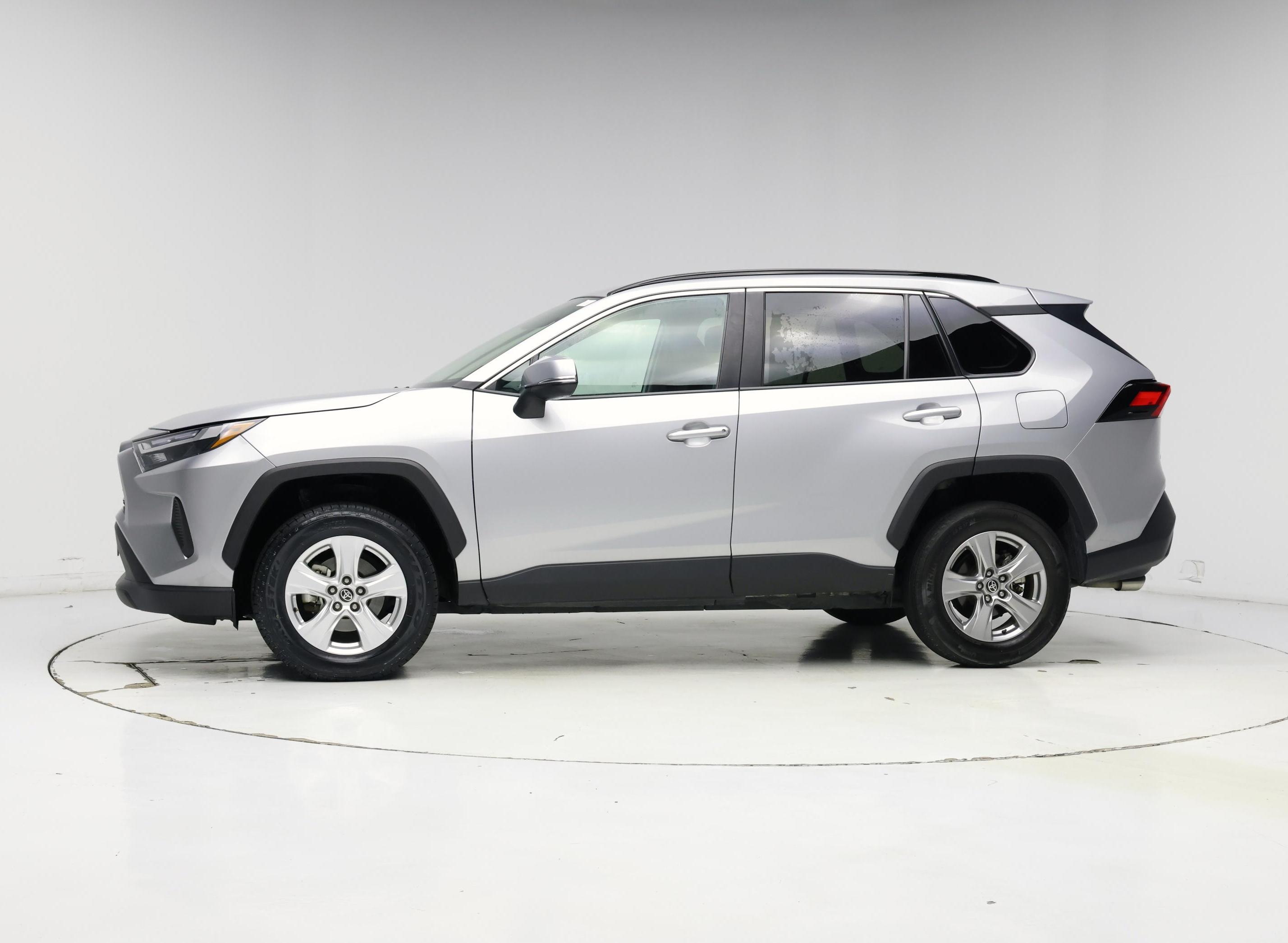 Thumbnail: 2024 Toyota RAV4 - 3