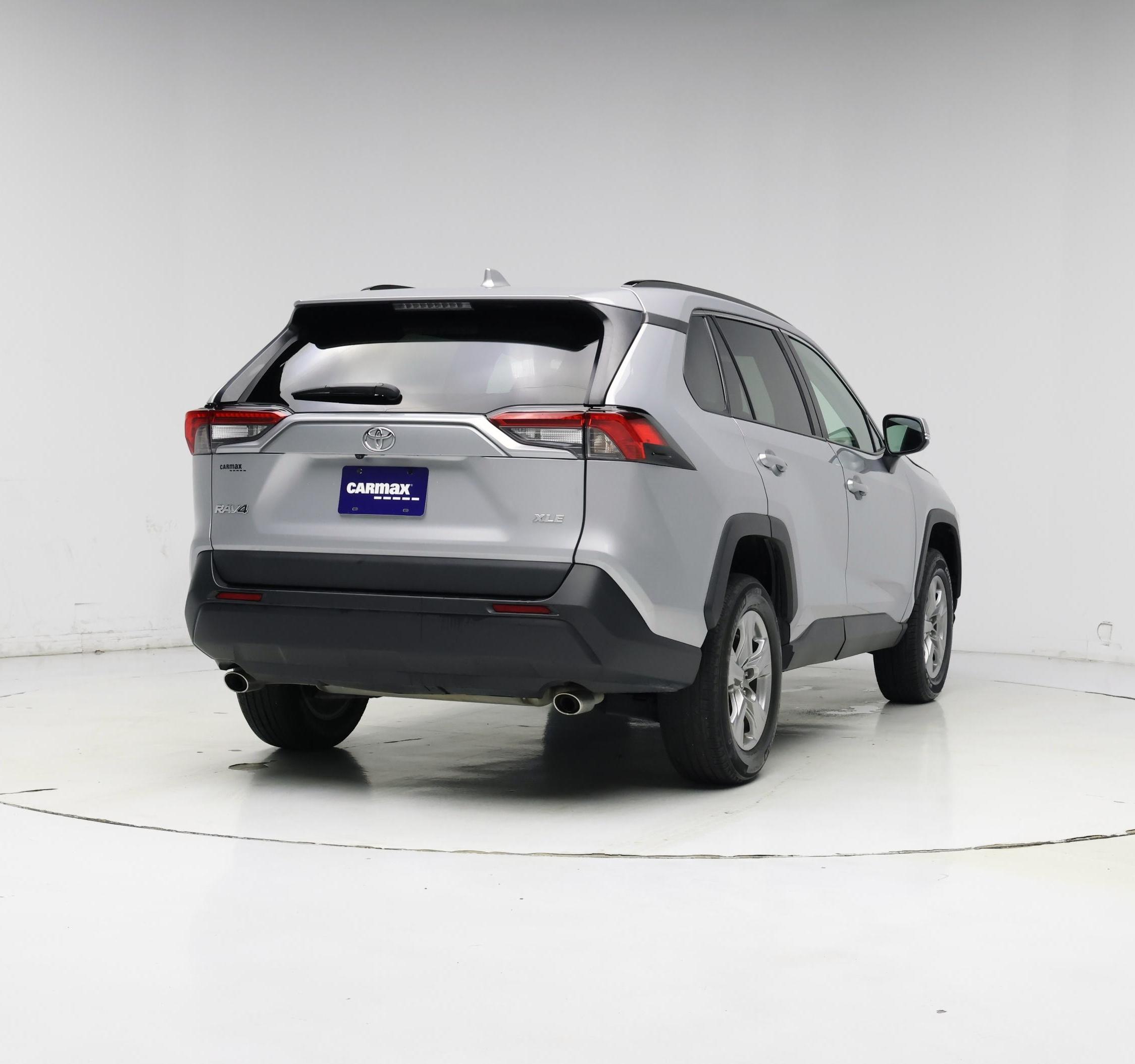 Thumbnail: 2024 Toyota RAV4 - 8