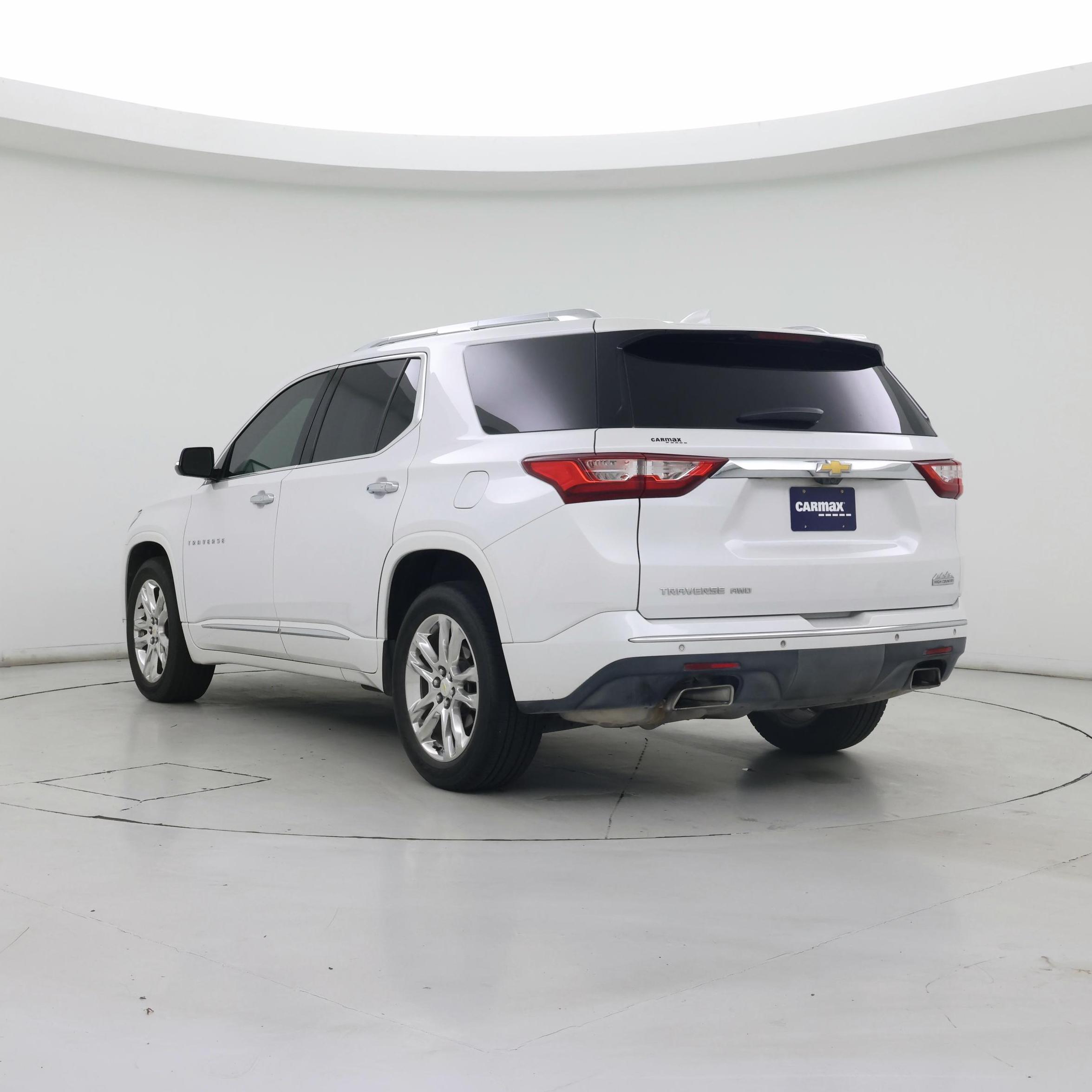 Thumbnail: 2018 Chevrolet Traverse - 2