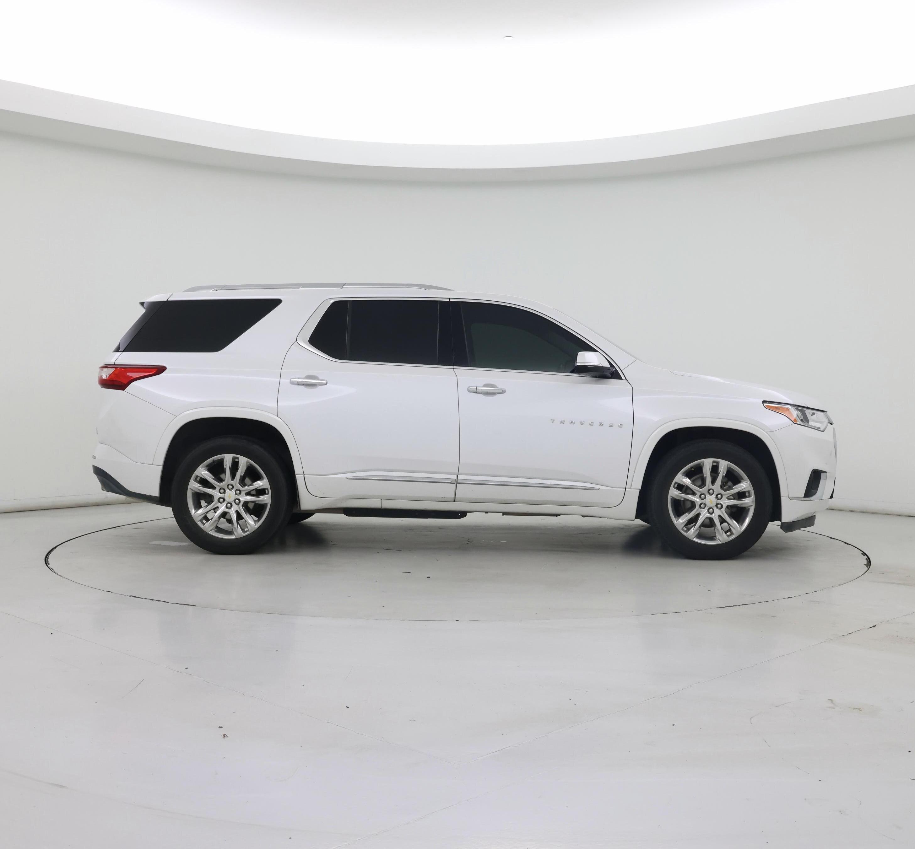 Thumbnail: 2018 Chevrolet Traverse - 7