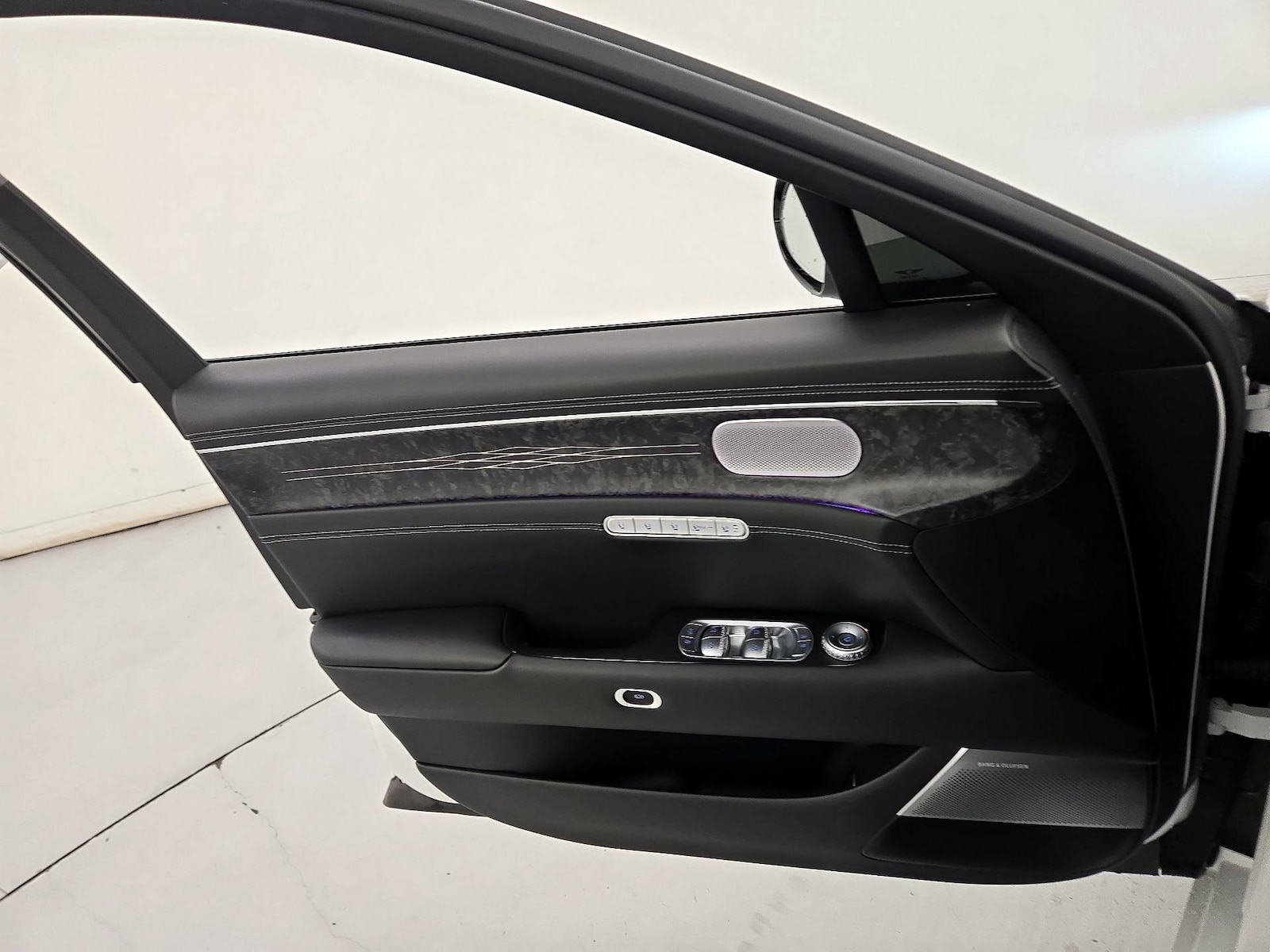 2023 GENESIS G90 Base - Photo 13